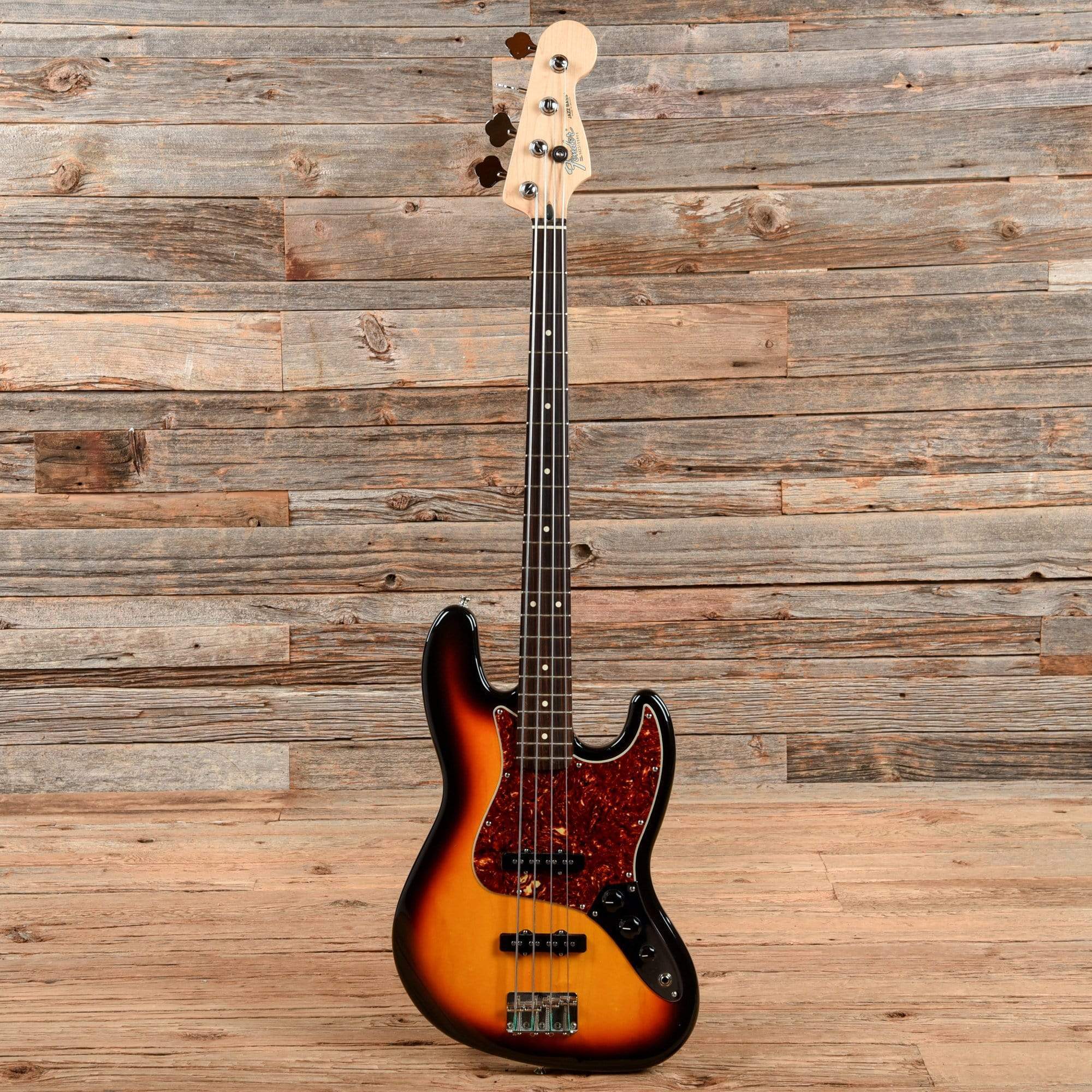 Fender Standard Jazz Bass Sunburst 2003 Bass Guitars / 4-String