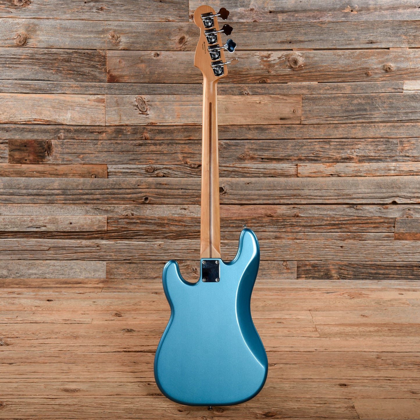 Fender Standard Precision Bass Lake Placid Blue 2010 Bass Guitars / 4-String