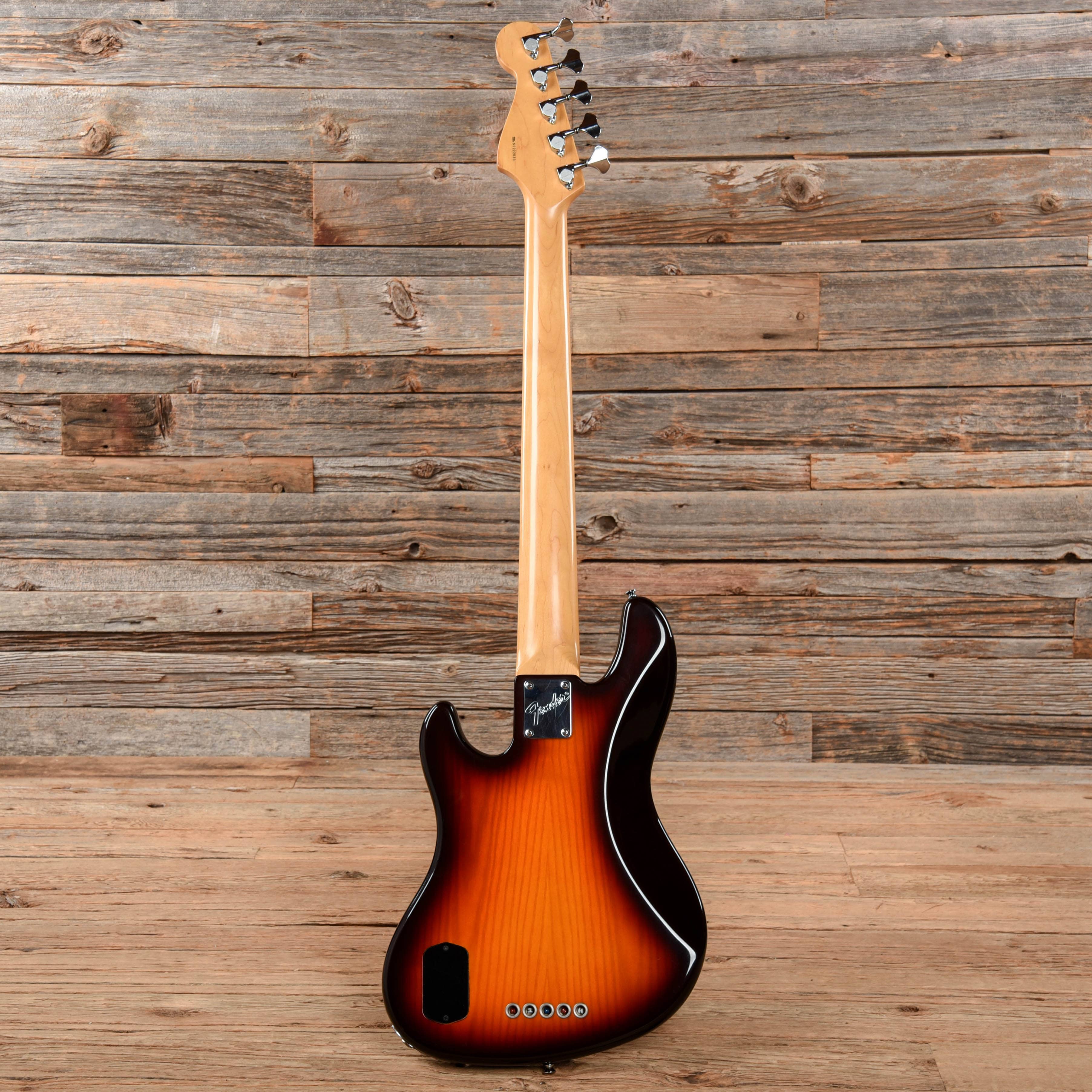 Fender American Deluxe Jazz Bass V Sunburst 1997 – Chicago Music Fender American Deluxe Jazz Bass V Sunburst 1997 – Chicago Music