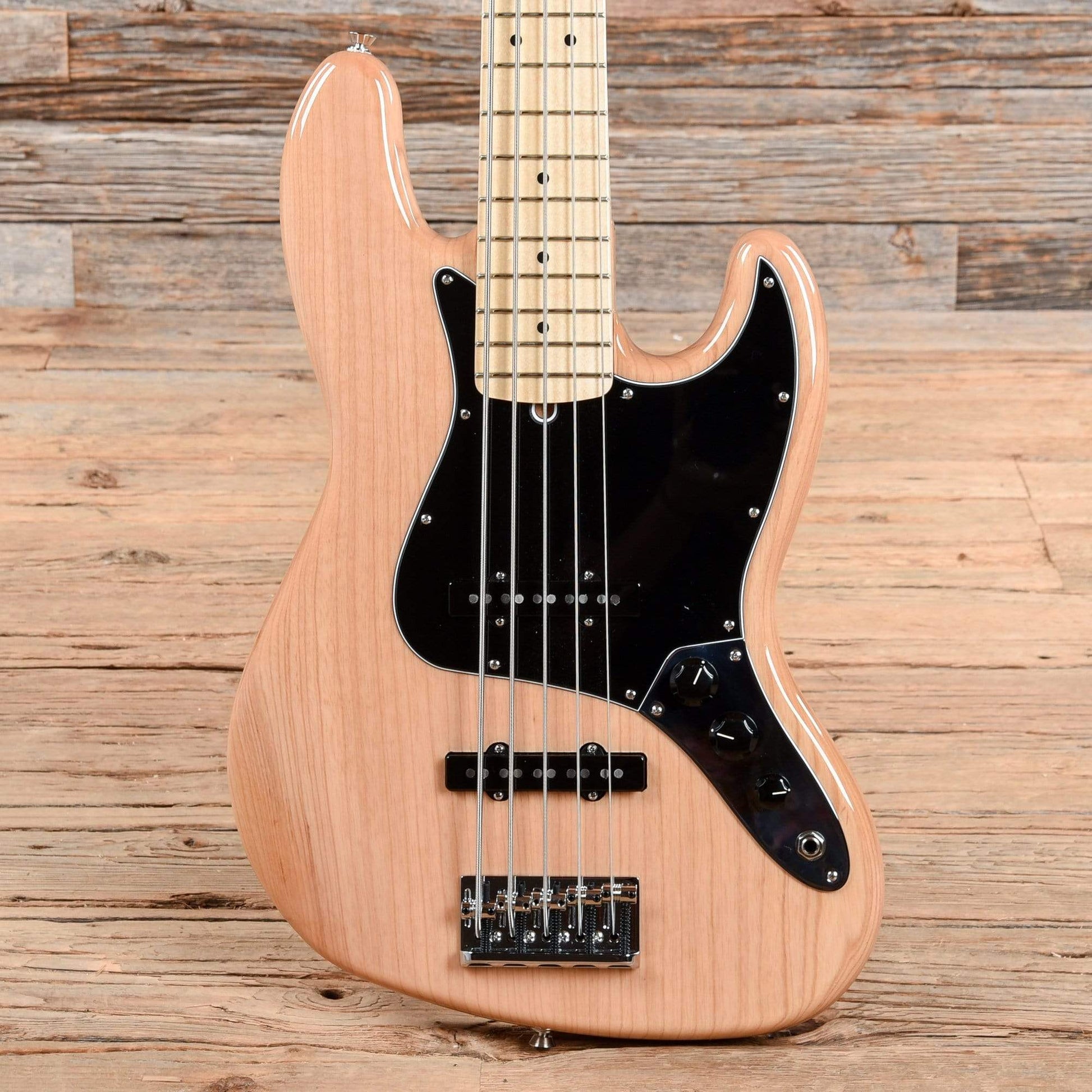 Fender American Pro Jazz Bass V Natural 2020 Bass Guitars / 5-String or More