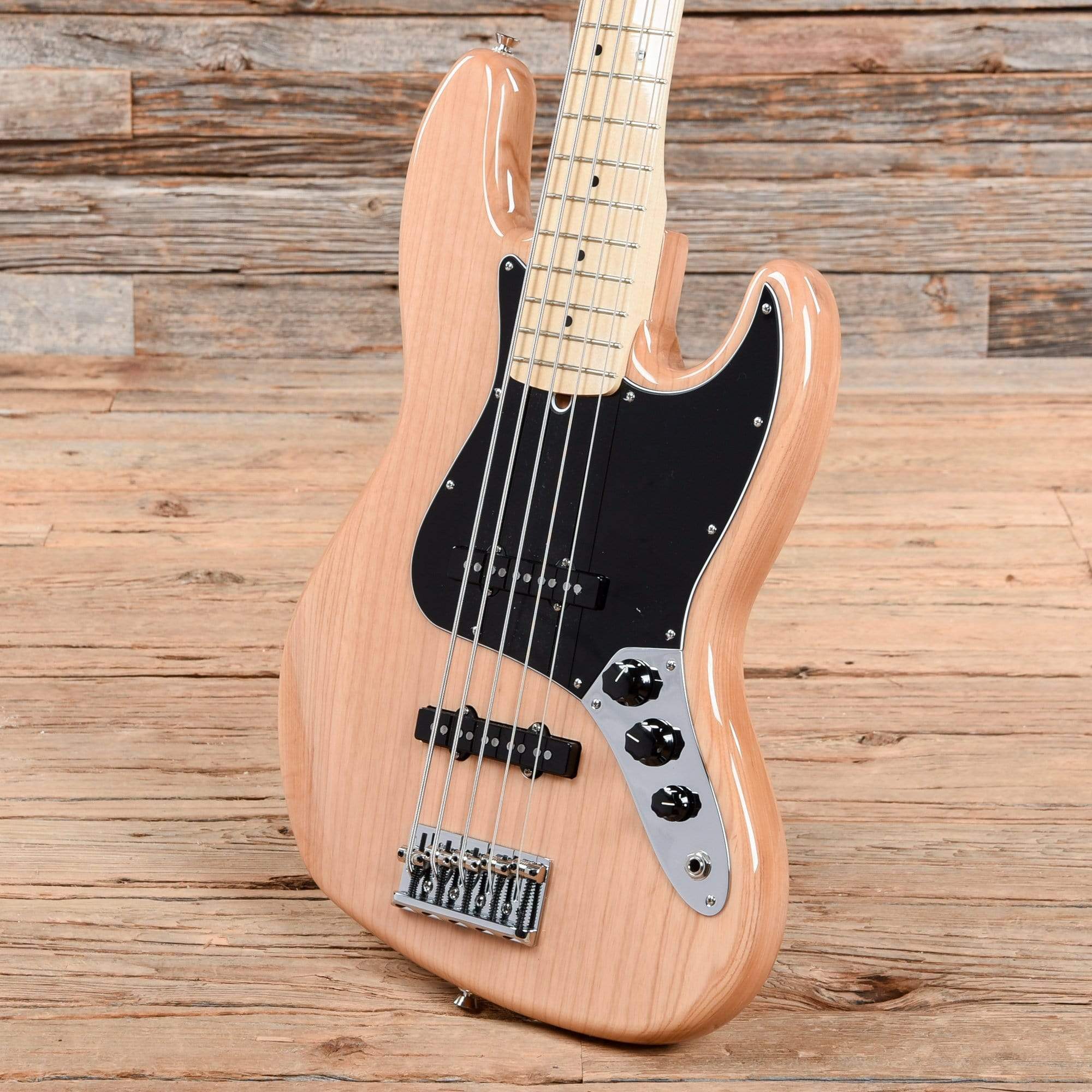 Fender American Pro Jazz Bass V Natural 2020 Bass Guitars / 5-String or More