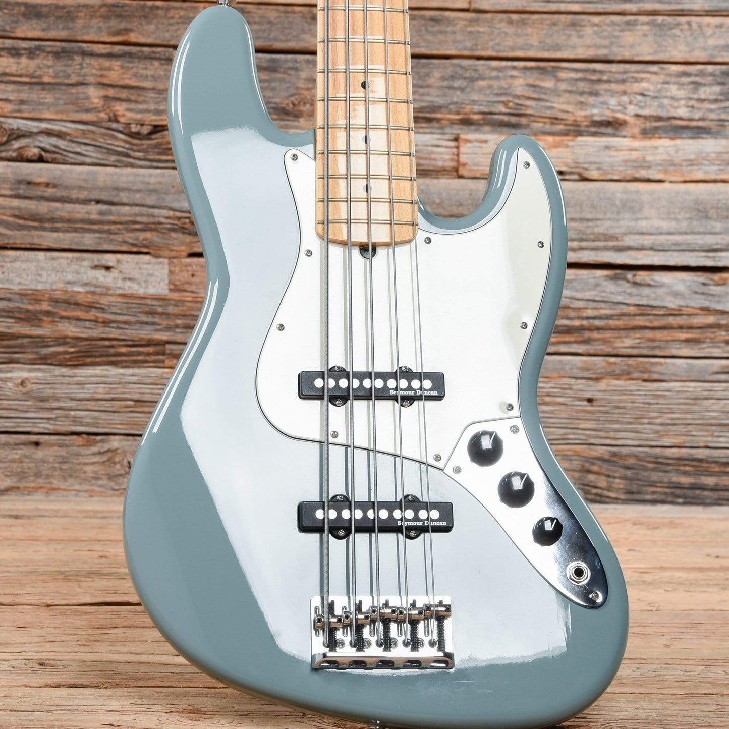Fender American Pro Jazz Bass V Sonic Gray 2017 Bass Guitars / 5-String or More