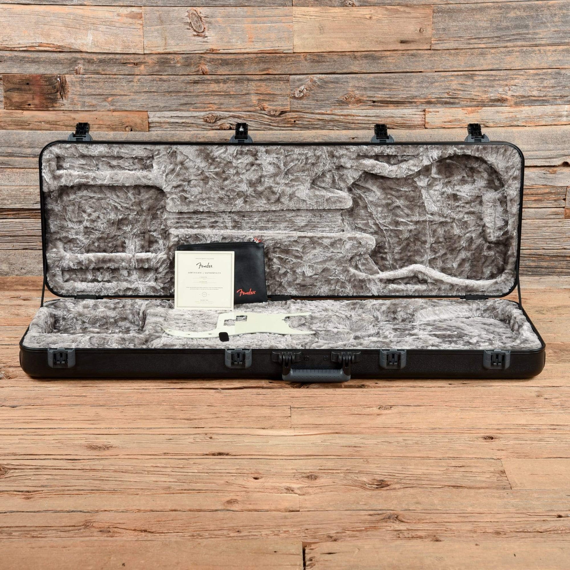 Fender American Pro Precision Bass V Olympic White 2019 Bass Guitars / 5-String or More