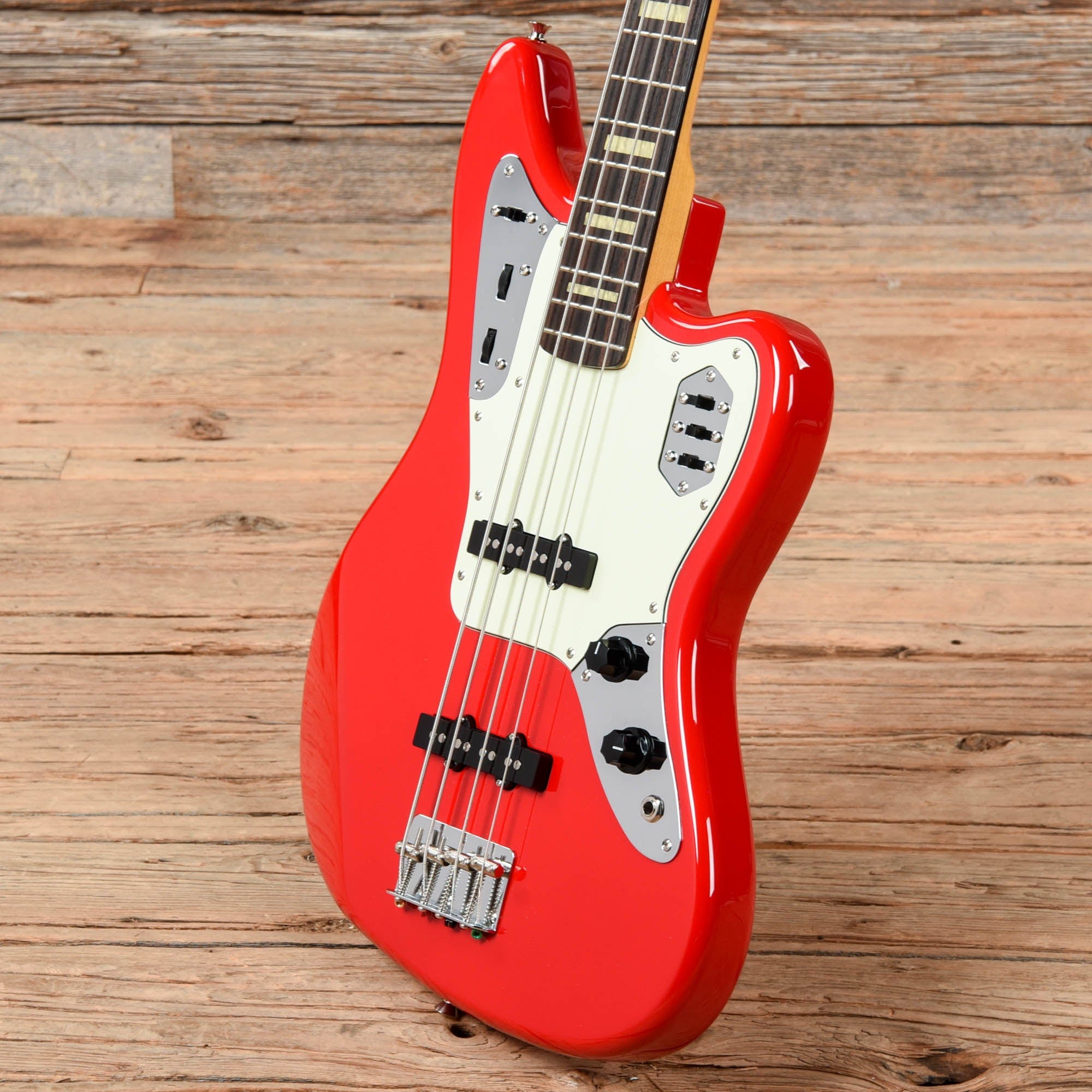 ベース Fender Jaguar Bass Fender Jaguar Bass Hot Rod Red 1995 – Chicago Music Exchange