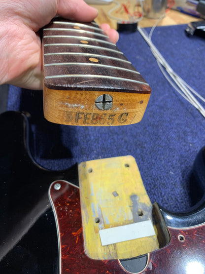 Fender Precision Bass Black Refin 1965 Bass Guitars / 5-String or More