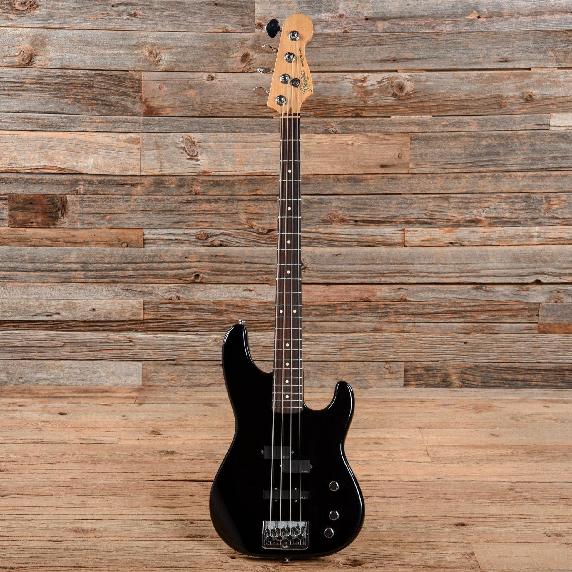 Fender Precision Bass Plus Deluxe Black 1993 Bass Guitars / 5-String or More