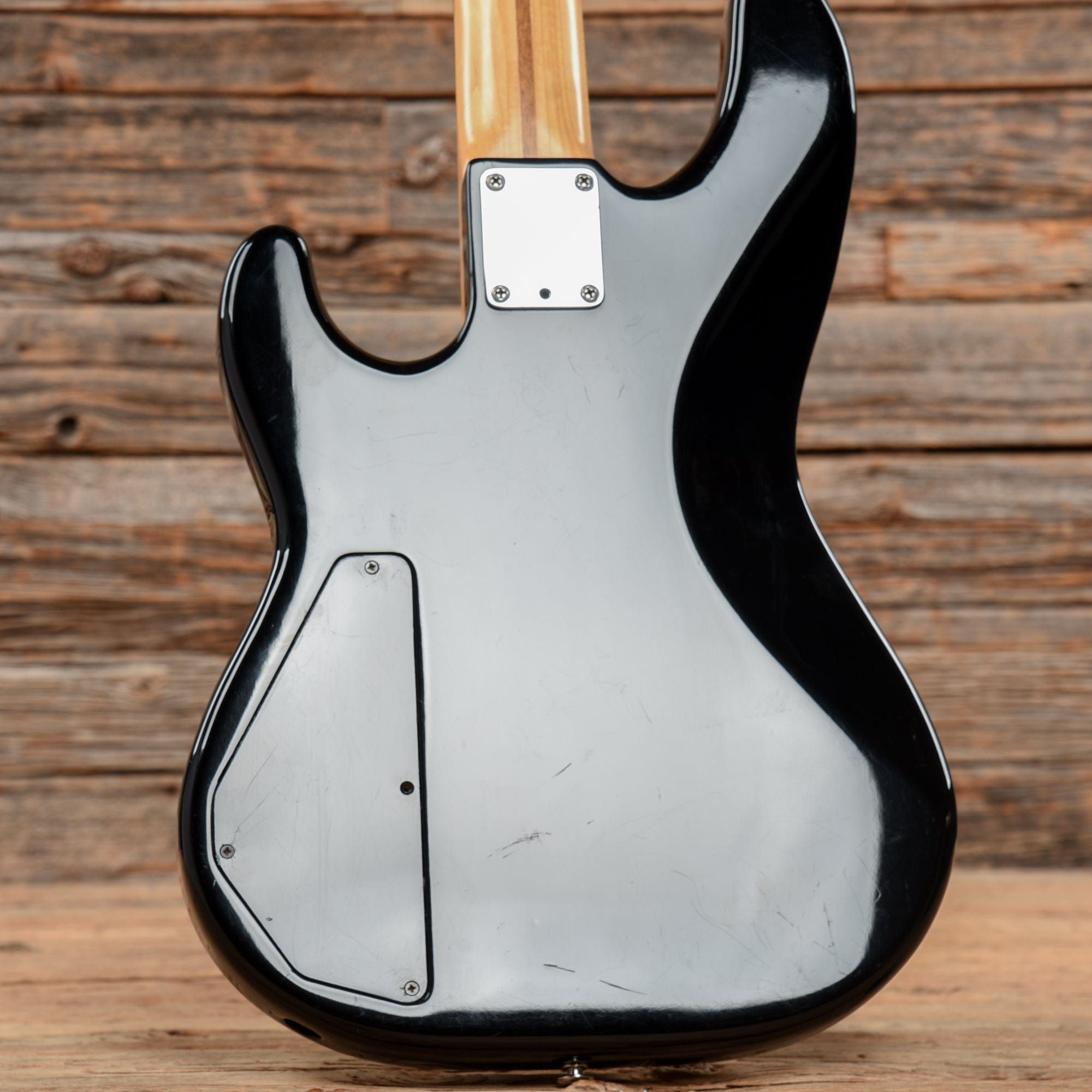 Fender Precision Bass Plus Deluxe Black 1993 – Chicago Music Exchange