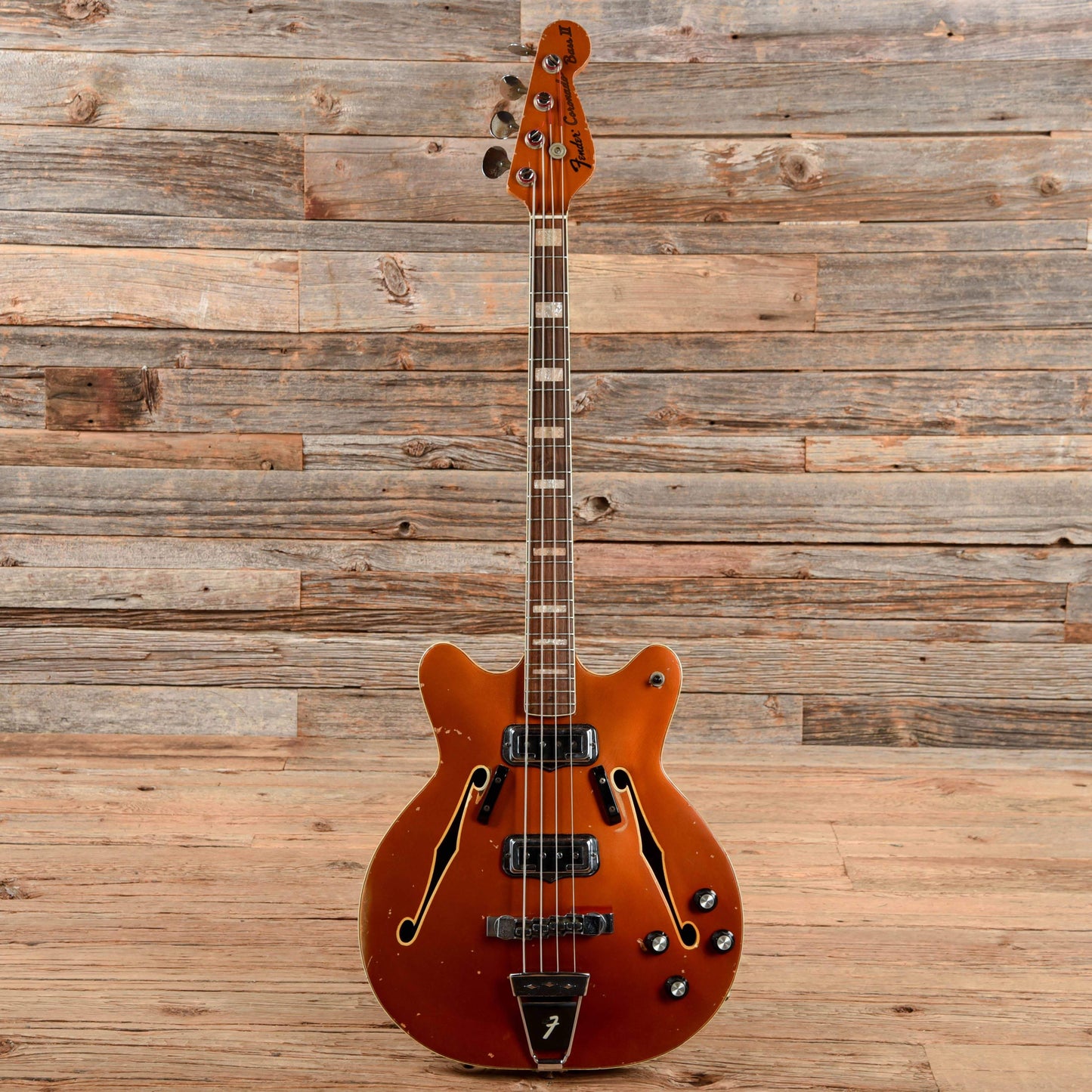 Fender Coronado Bass Candy Apple Red 1967 Bass Guitars / Short Scale