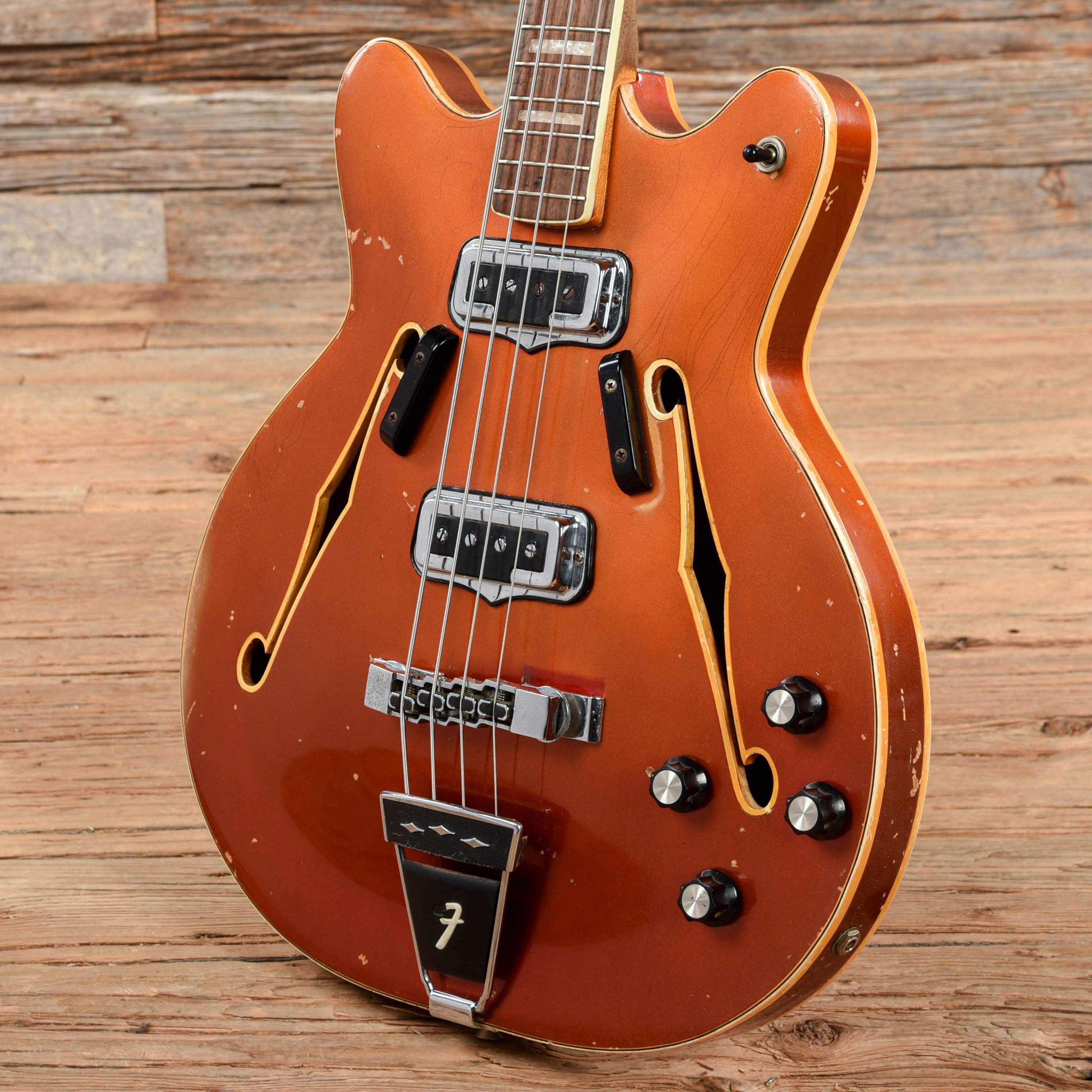 Fender Coronado Bass Candy Apple Red 1967 Bass Guitars / Short Scale
