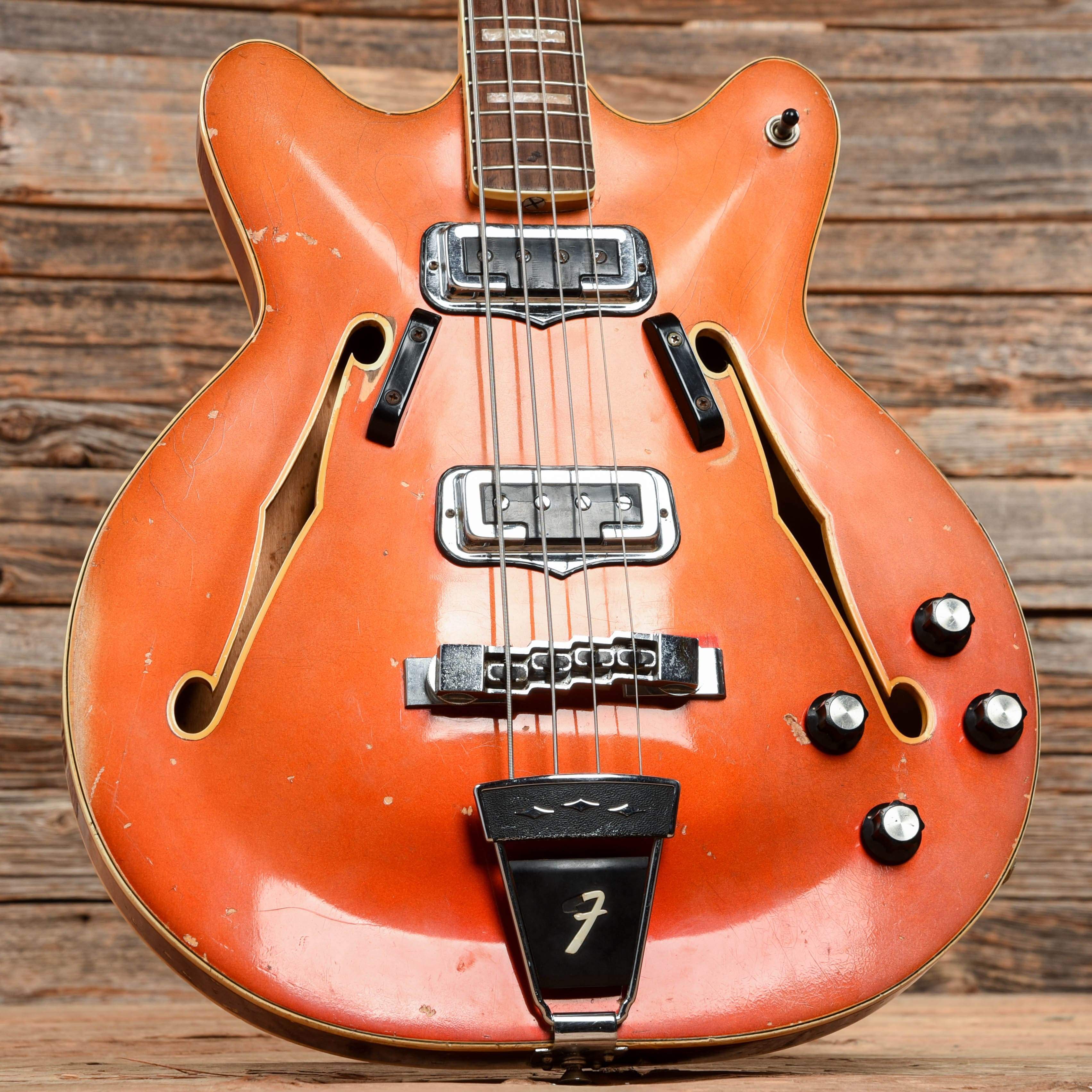Fender Coronado Bass Candy Apple Red 1967 Bass Guitars / Short Scale