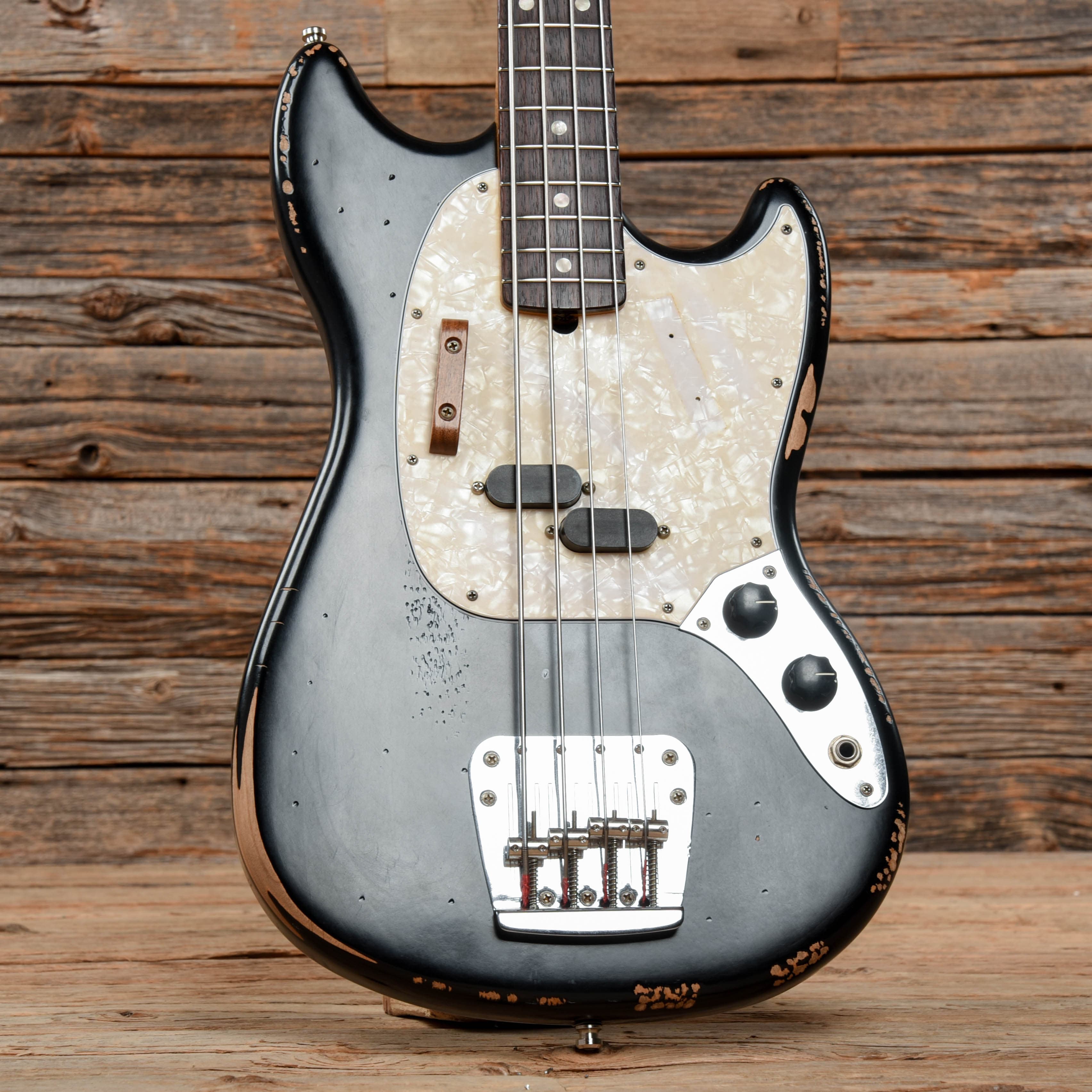 Fender Justin Meldal-Johnsen Road Worn Signature Mustang Bass Black 2020 Bass Guitars / Short Scale