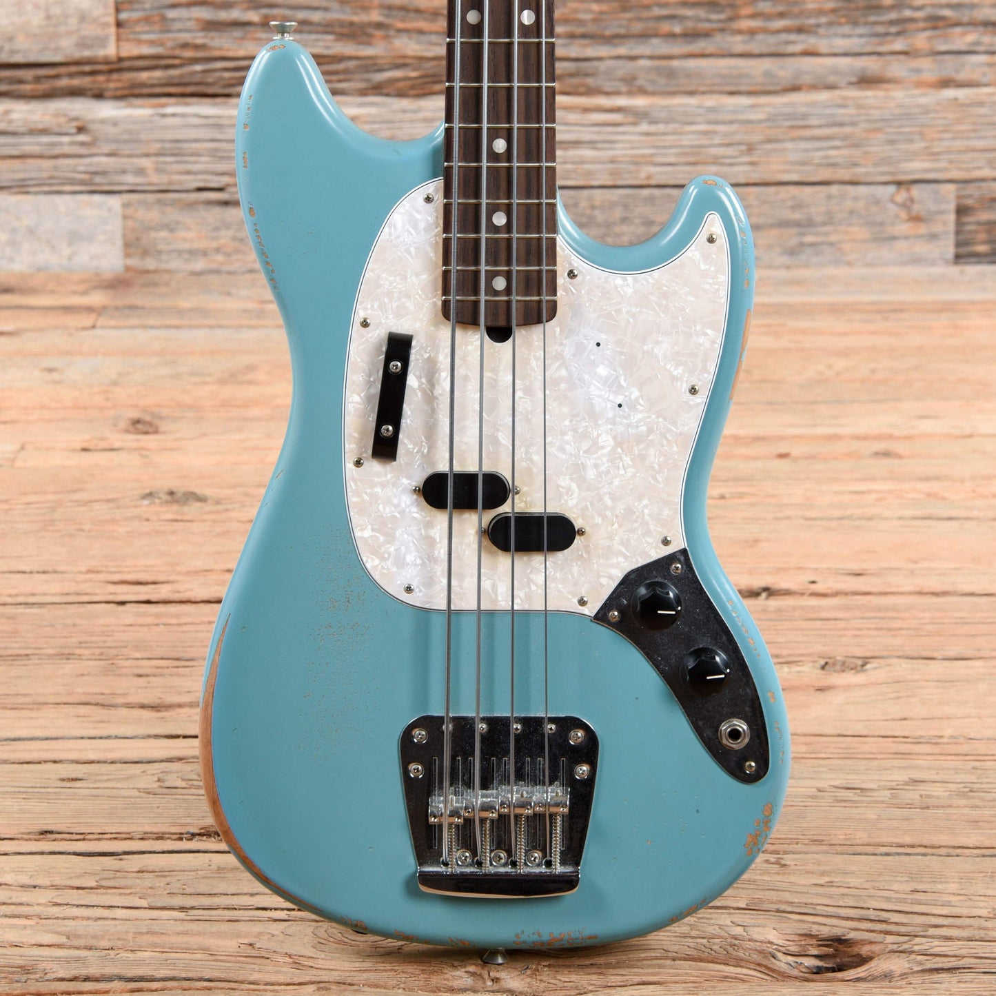 Fender Justin Meldal-Johnsen Road Worn Signature Mustang Bass Daphne Blue 2018 Bass Guitars / Short Scale