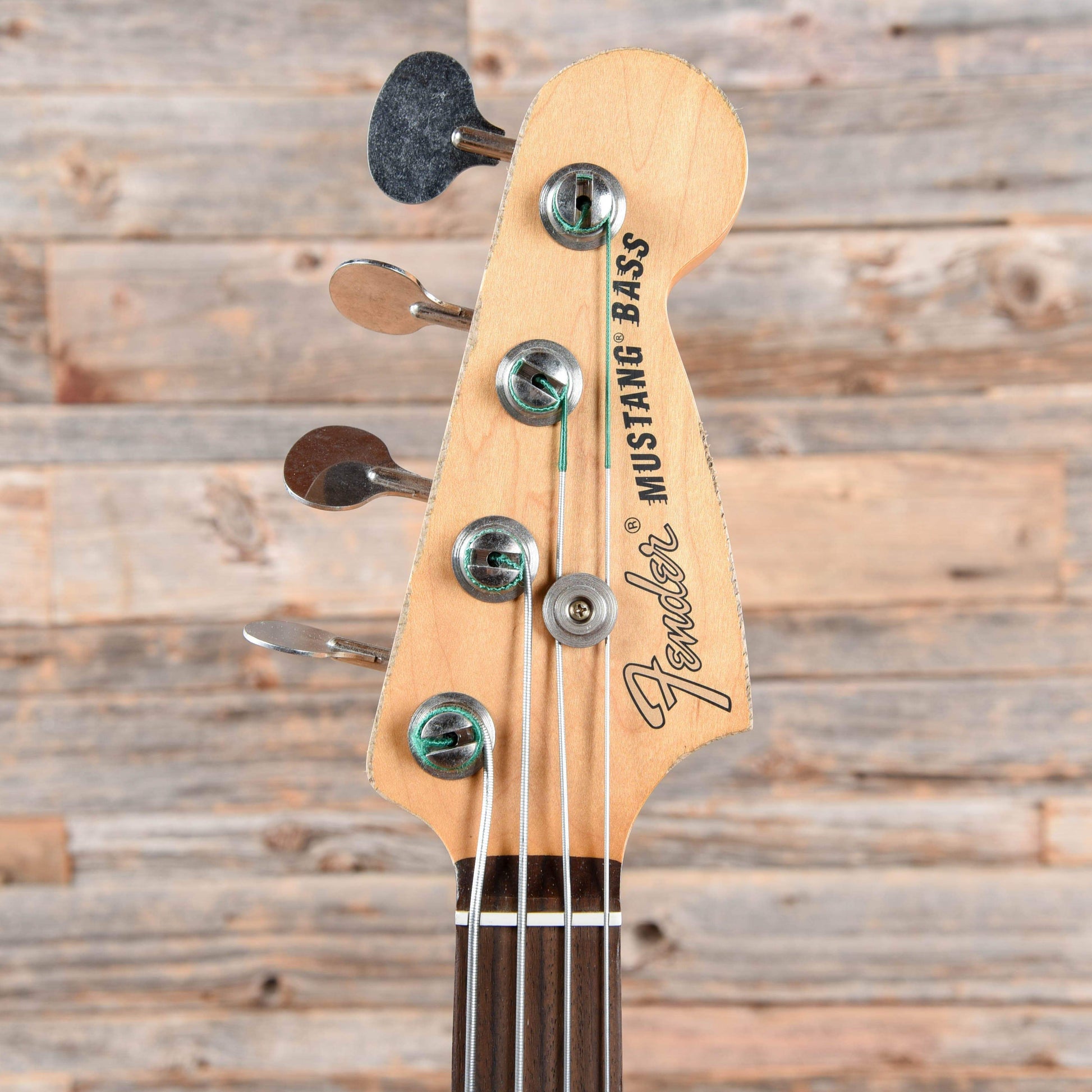 Fender Justin Meldal-Johnsen Road Worn Signature Mustang Bass Daphne Blue 2018 Bass Guitars / Short Scale