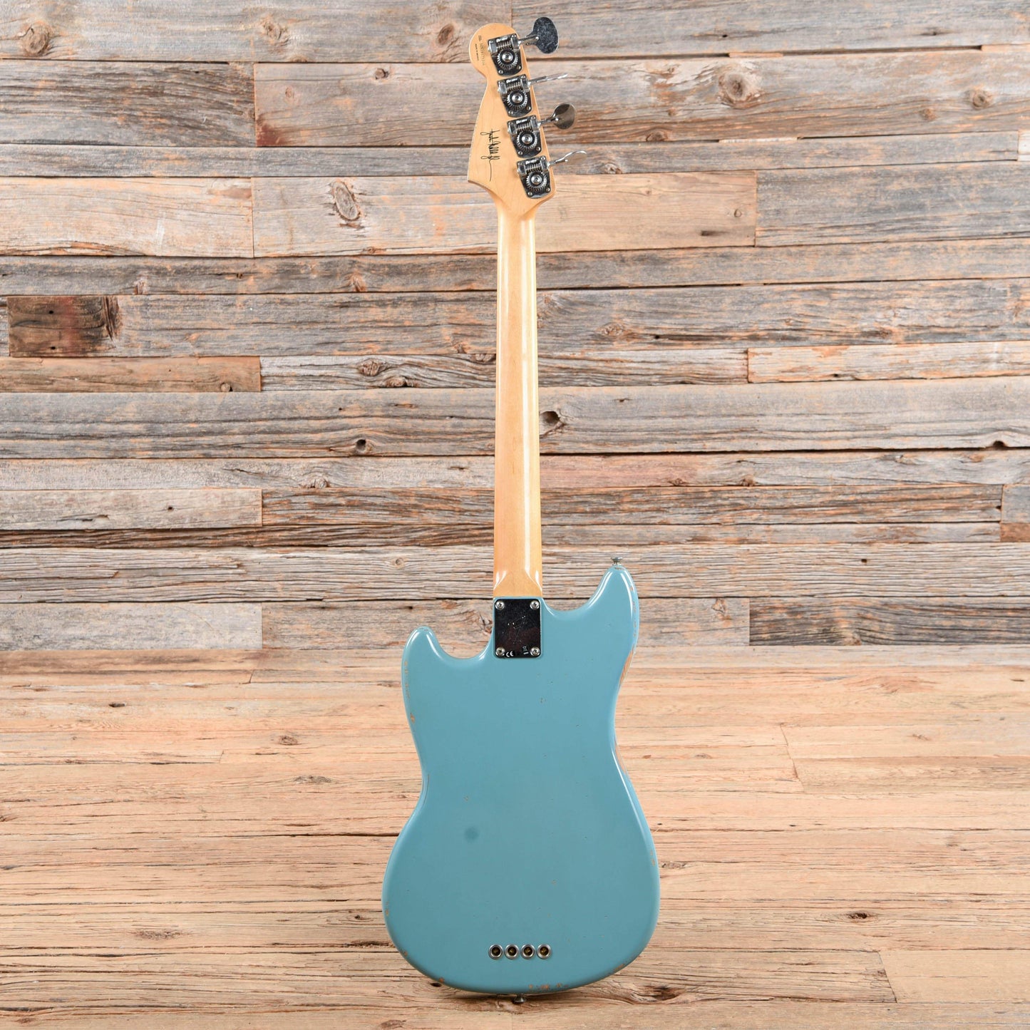 Fender Justin Meldal-Johnsen Road Worn Signature Mustang Bass Daphne Blue 2018 Bass Guitars / Short Scale