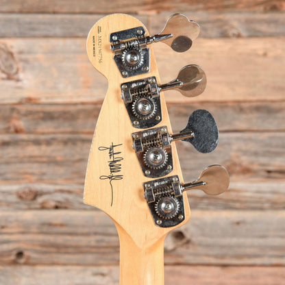Fender Justin Meldal-Johnsen Road Worn Signature Mustang Bass Daphne Blue Bass Guitars / Short Scale