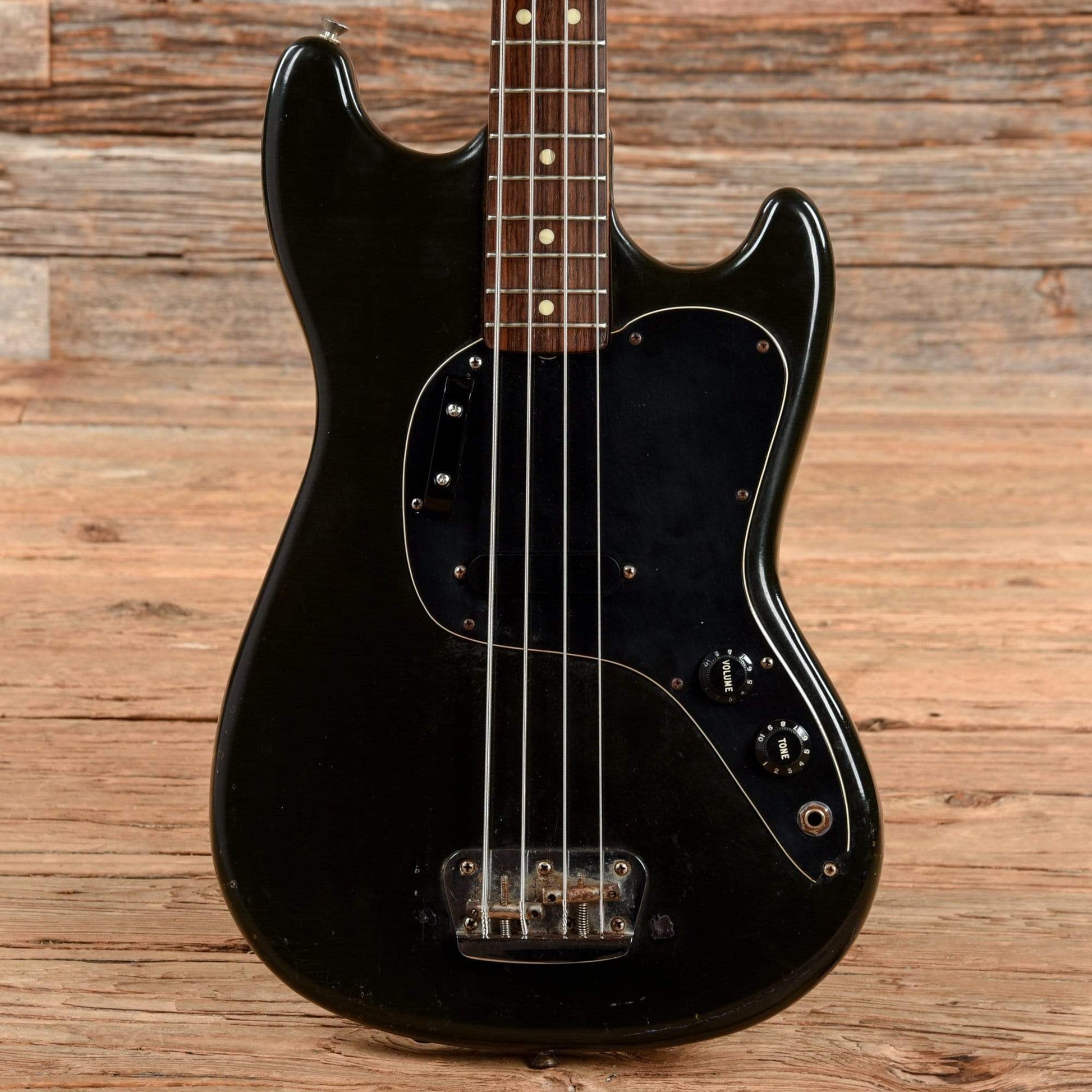 Fender Musicmaster Bass Black 1978 Bass Guitars / Short Scale