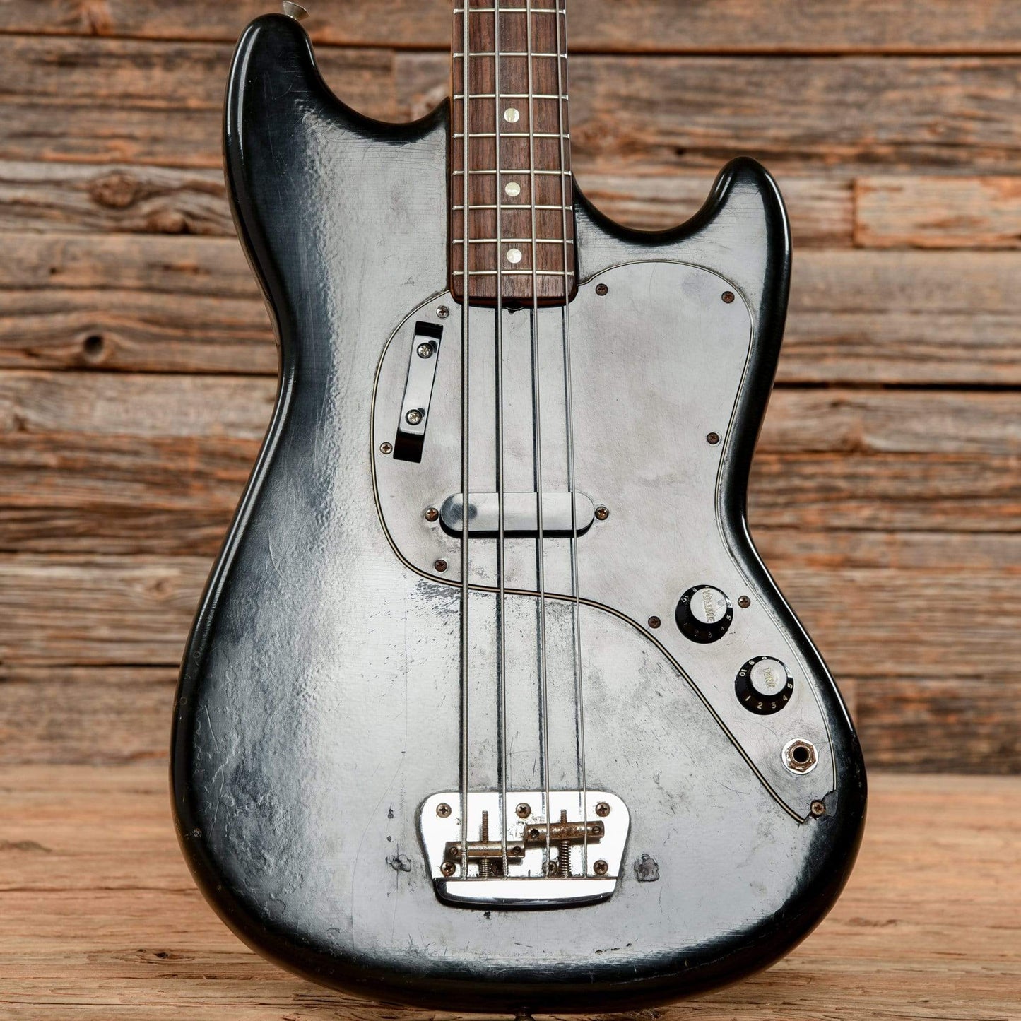 Fender Musicmaster Bass Black 1978 Bass Guitars / Short Scale