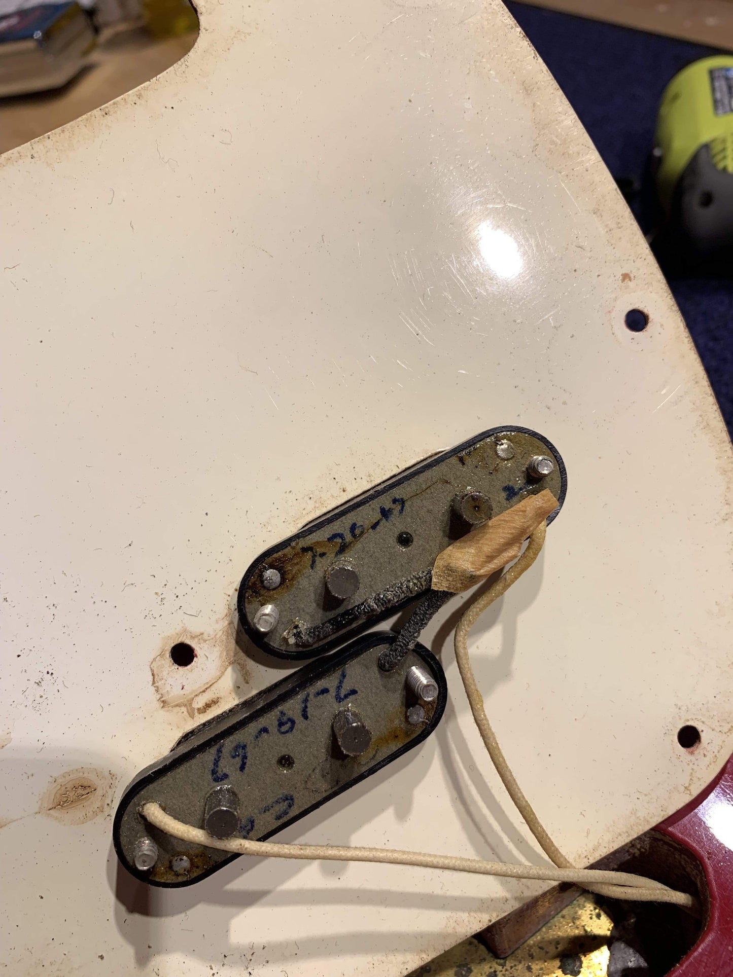 Fender Mustang Bass Dakota Red 1967 Bass Guitars / Short Scale