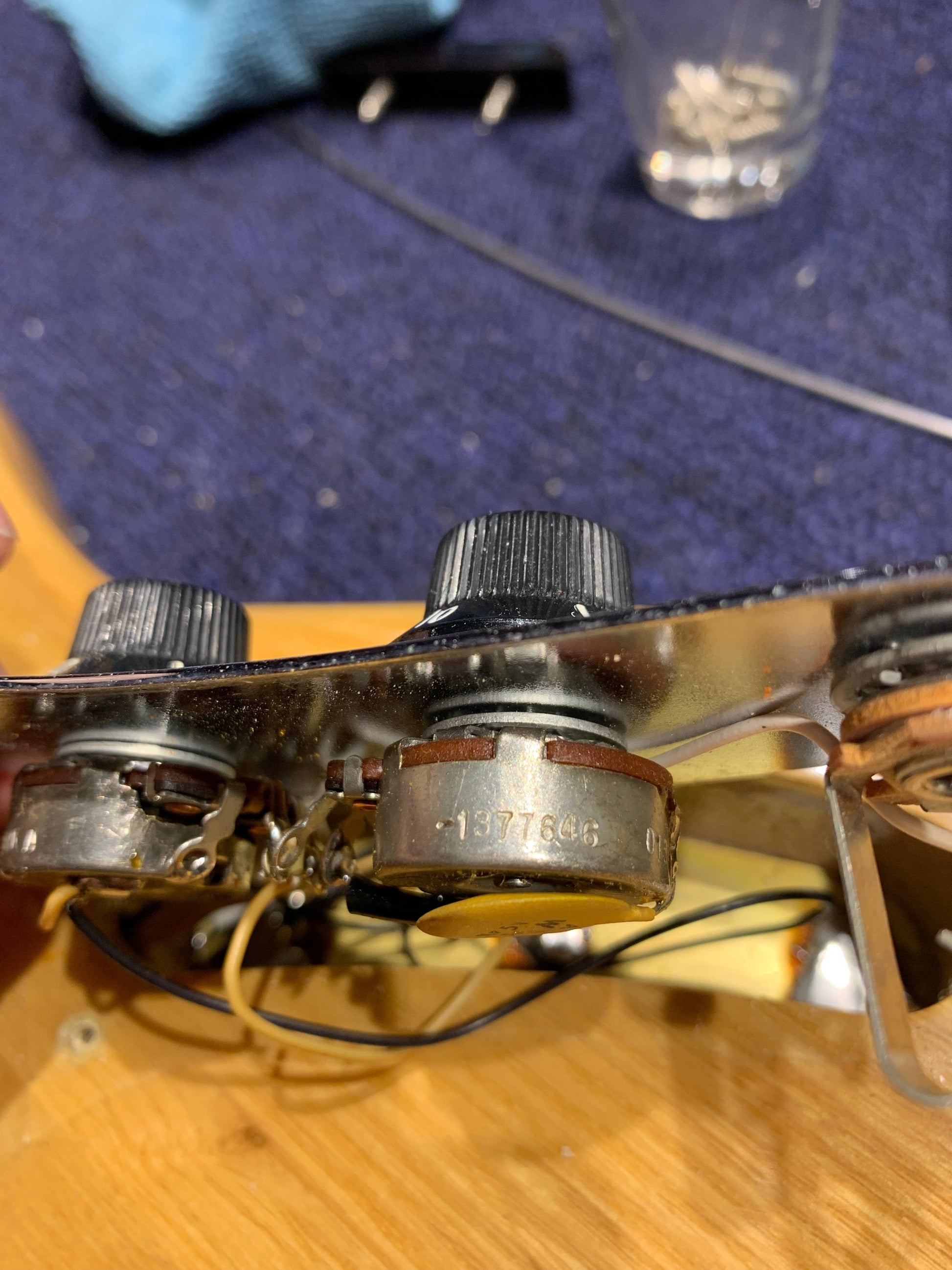 Fender Mustang Bass Natural 1978 Bass Guitars / Short Scale