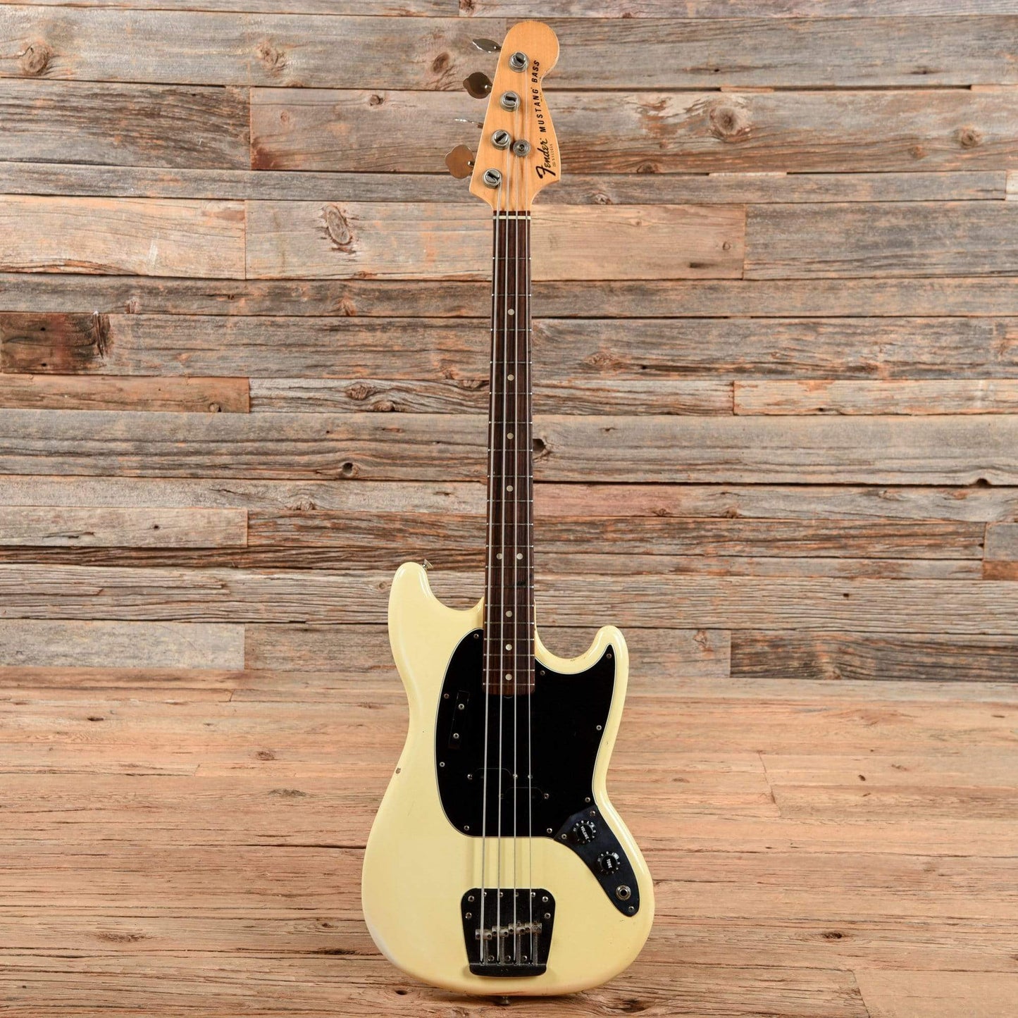Fender Mustang Bass Olympic White 1978 Bass Guitars / Short Scale