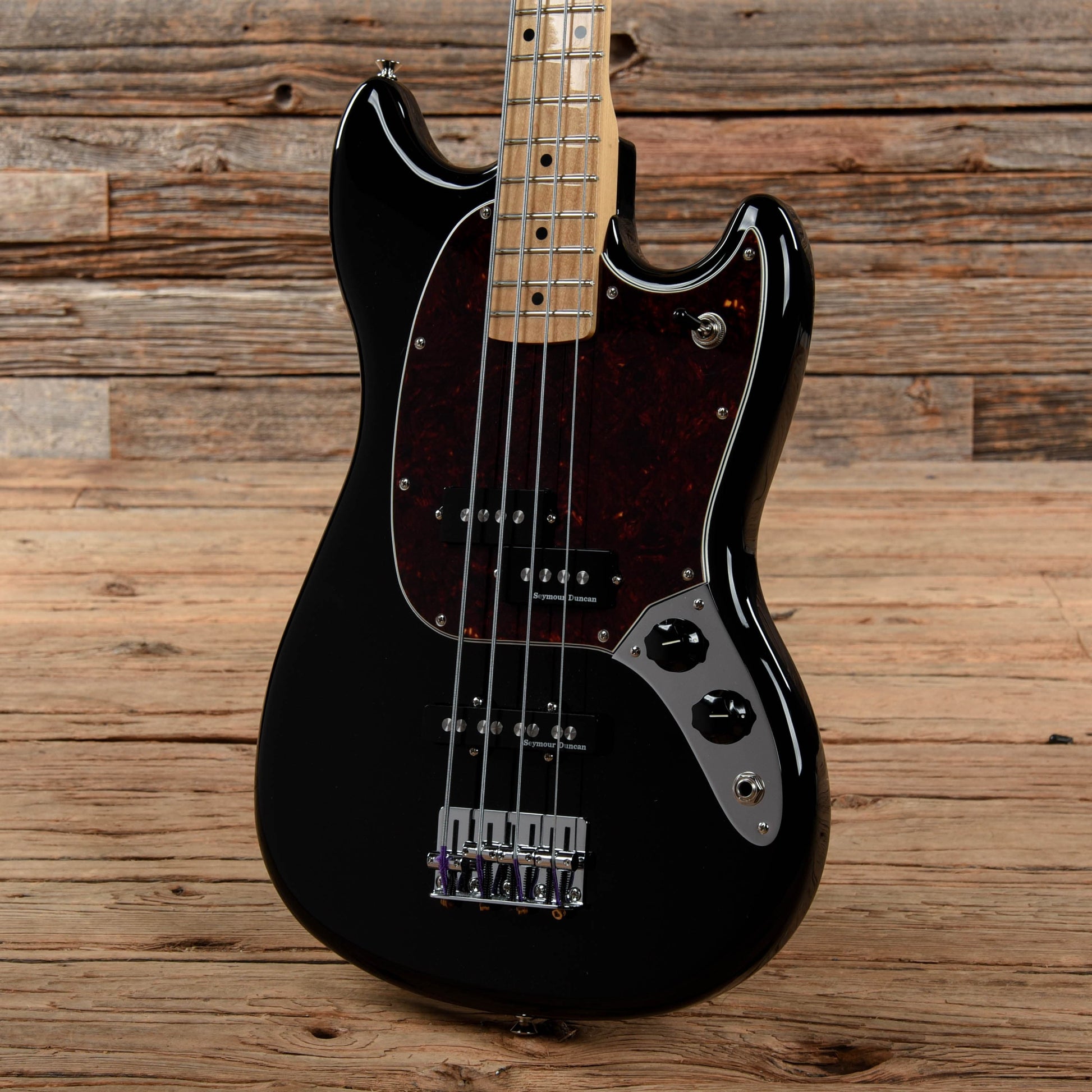 Fender Player Mustang Bass PJ (CME Exclusive) Black 2021 Bass Guitars / Short Scale
