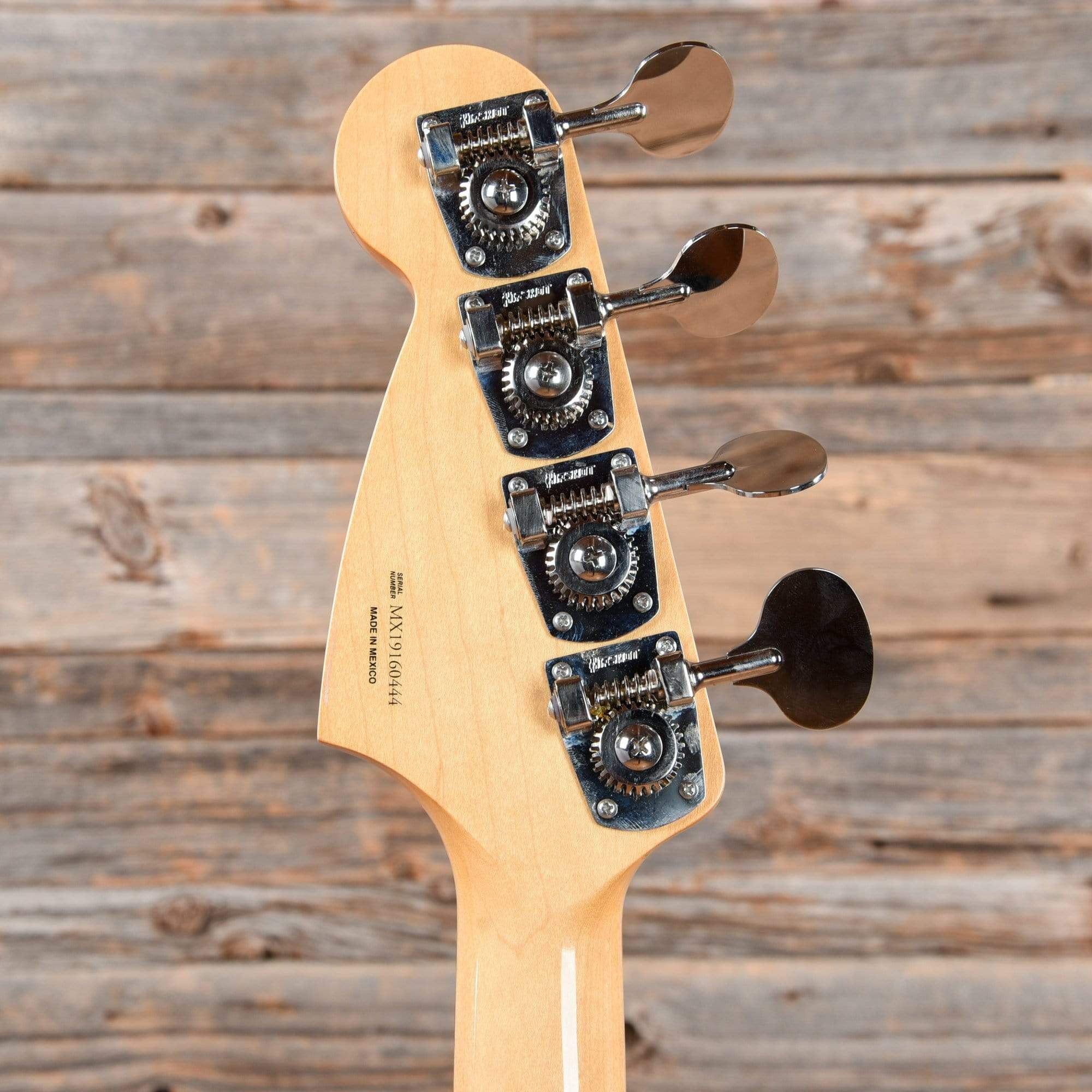 Fender Vintera '60s Mustang Bass 3-Tone Sunburst Bass Guitars / Short Scale