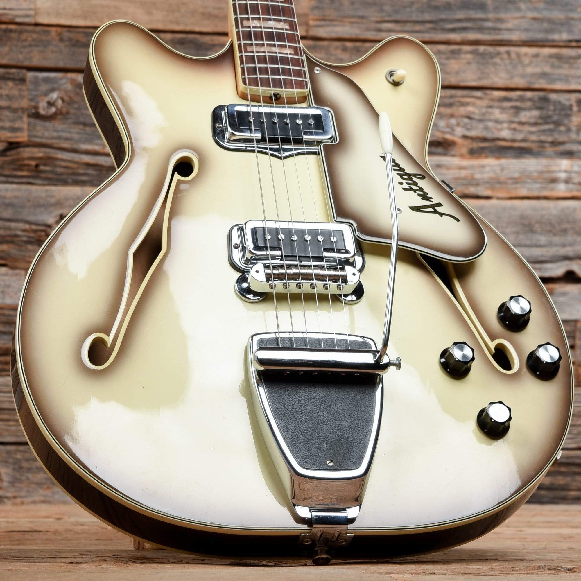 Fender Coronado II Antigua 1967 Chicago Music Exchange