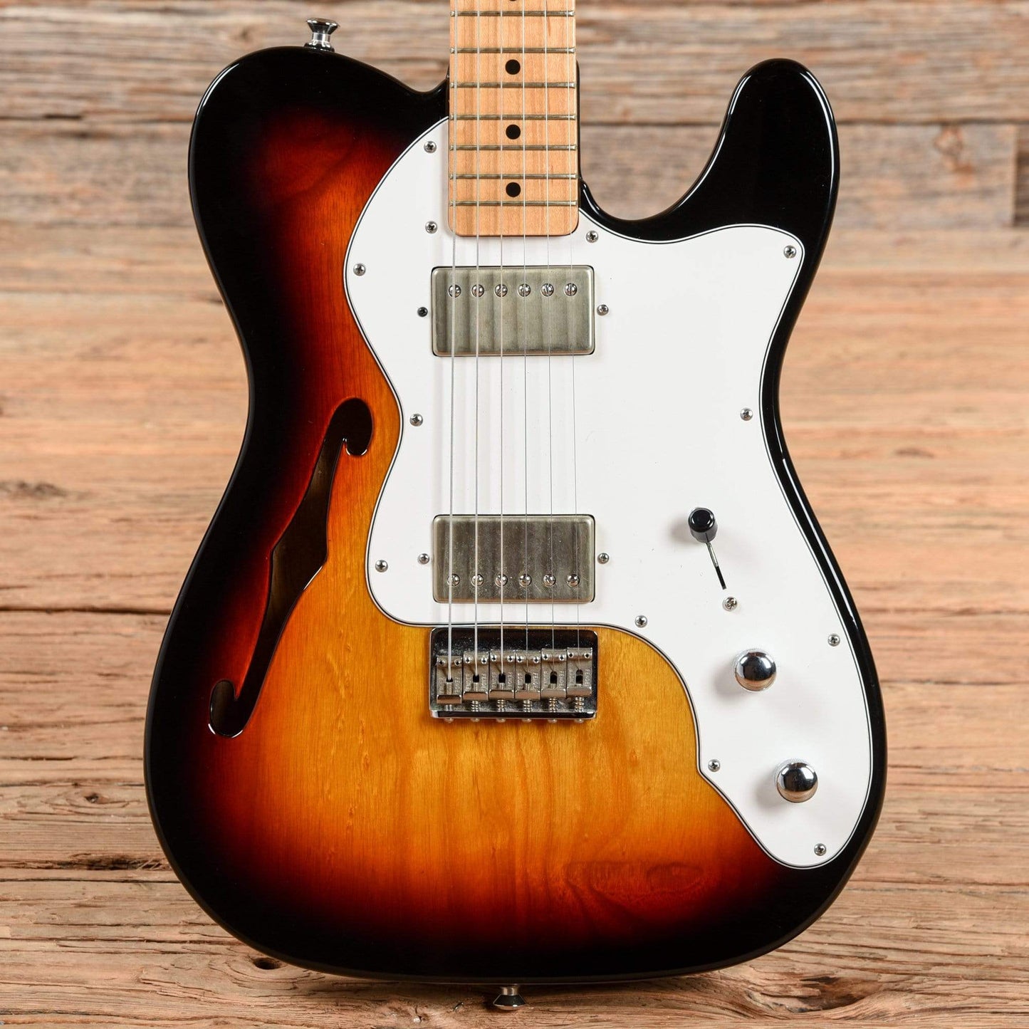 Fender Classic Series '72 Telecaster Thinline 3-Color Sunburst 1999 Electric Guitars / Semi-Hollow