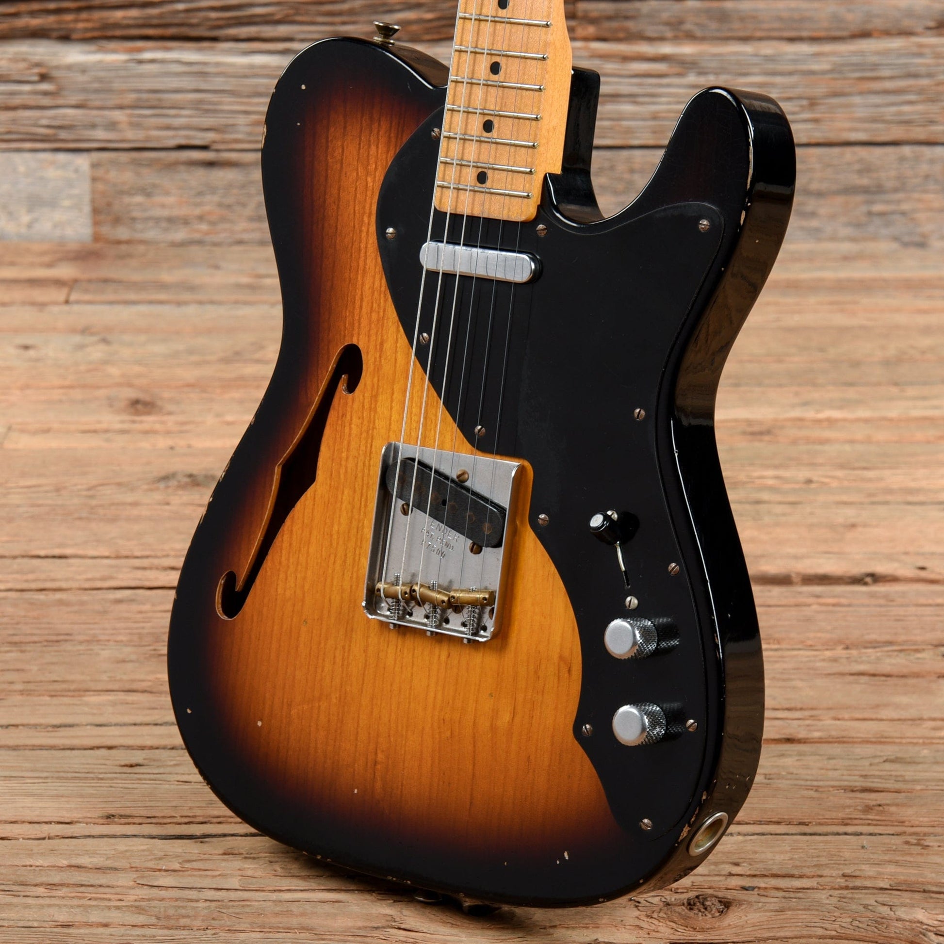 Fender Custom Shop '60s Telecaster Thinline Relic Sunburst 2009 Electric Guitars / Semi-Hollow