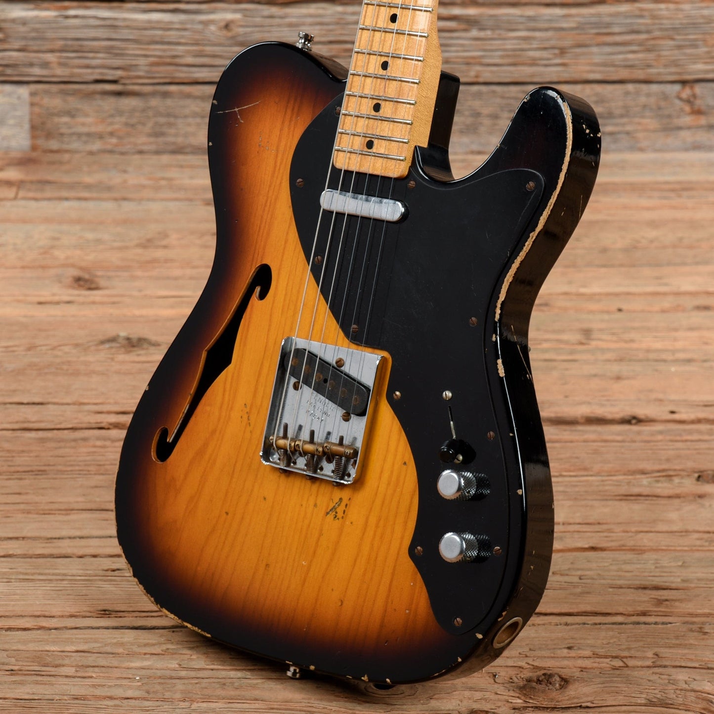 Fender Custom Shop Thinline Telecaster Relic 2-Color Sunburst 2009 Electric Guitars / Semi-Hollow