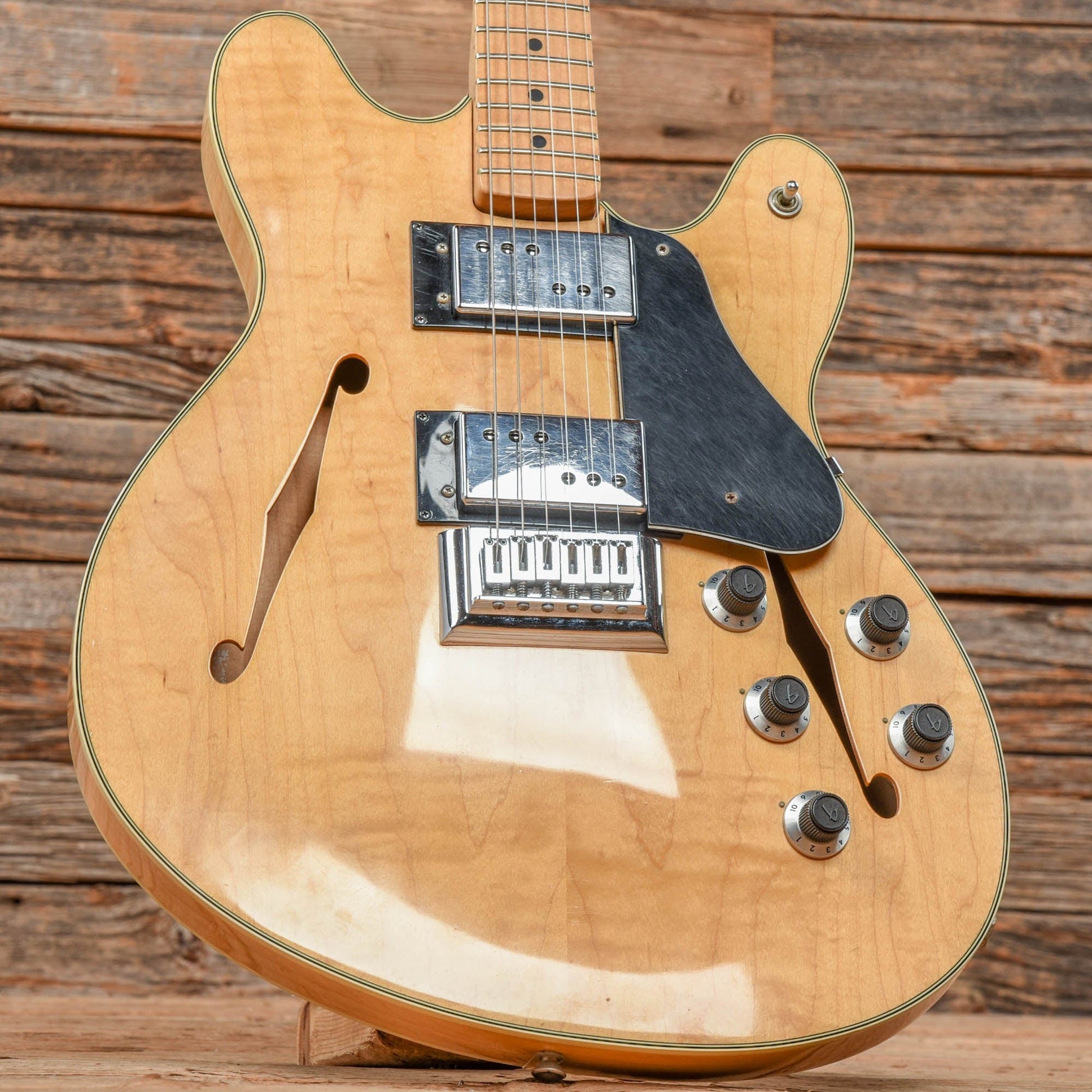 Fender Starcaster Natural 1976 Electric Guitars / Semi-Hollow