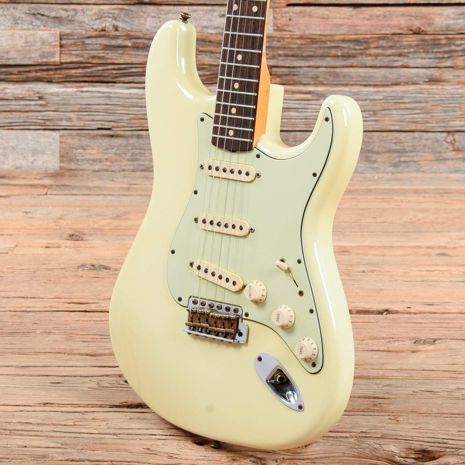 Fender 1960 Stratocaster Relic Olympic White 2009 Electric Guitars / Solid Body