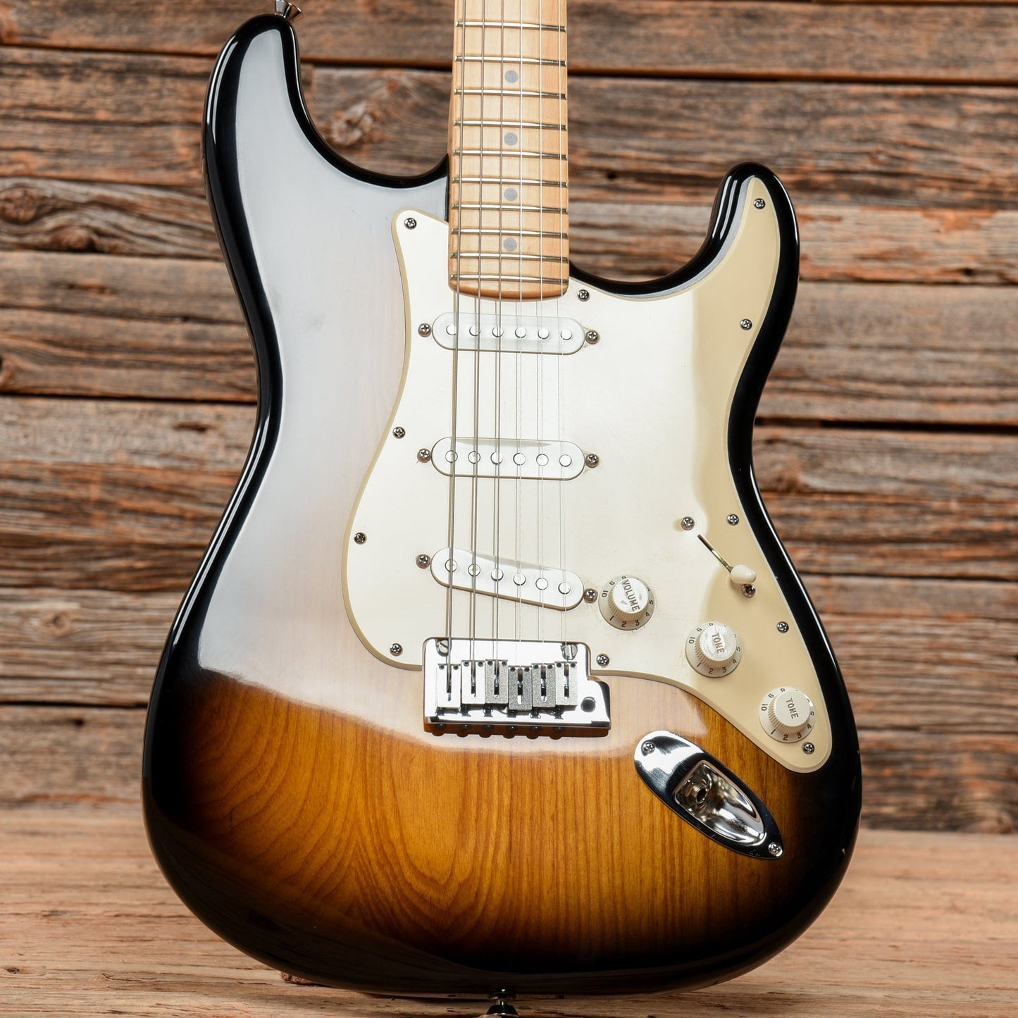 Fender 50th Anniversary American Series Stratocaster Sunburst 2003 Electric Guitars / Solid Body