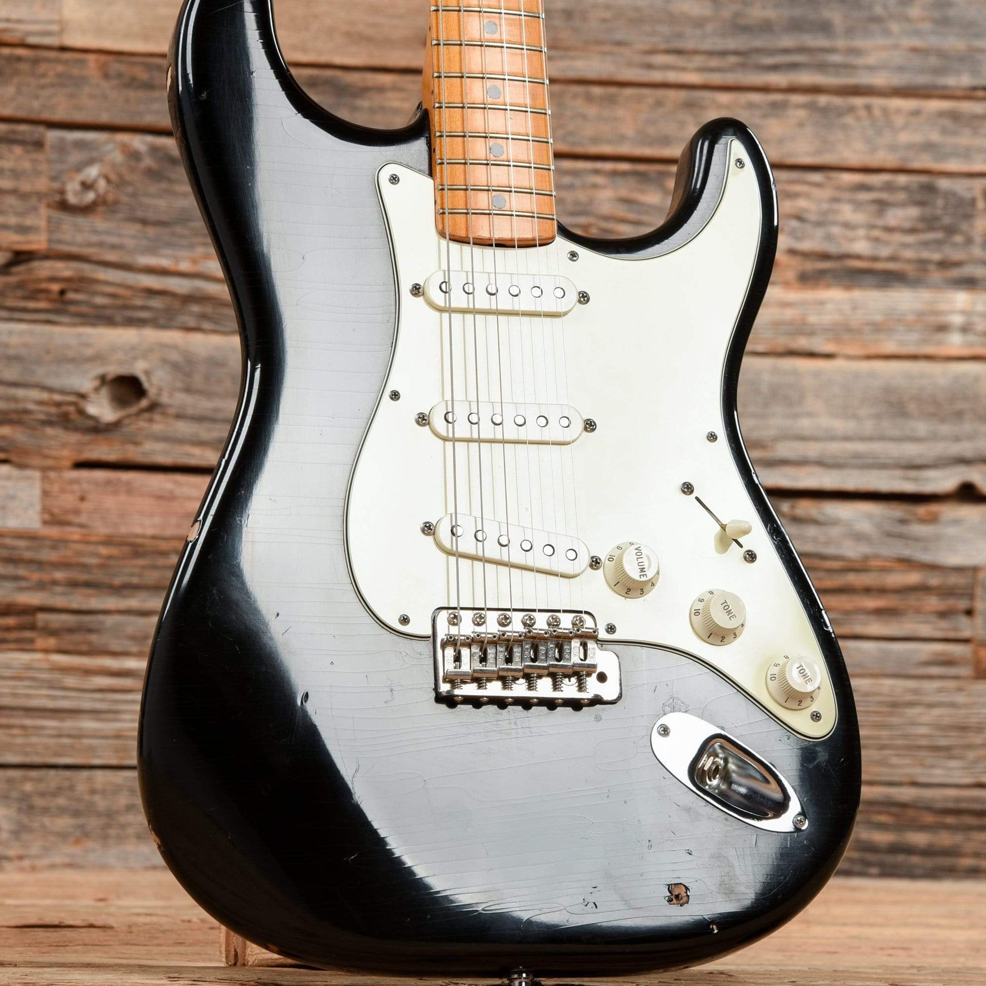 Fender '57 Stratocaster Fullerton Reissue Black 1982 Electric Guitars / Solid Body