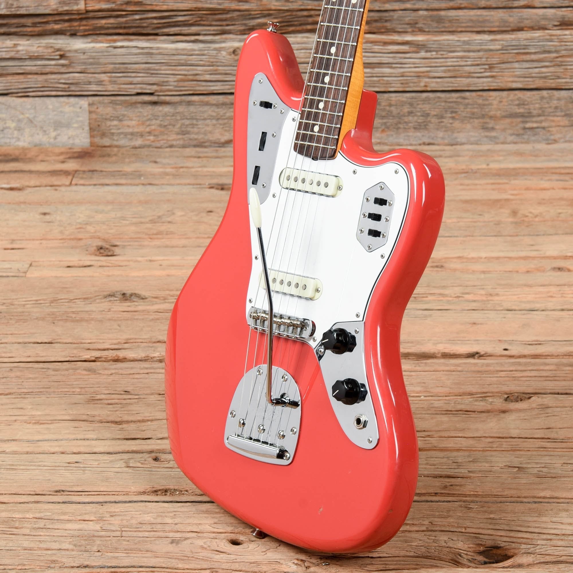 Fender 60s Jaguar Lacquer Fiesta Red 2015 – Chicago Music Exchange