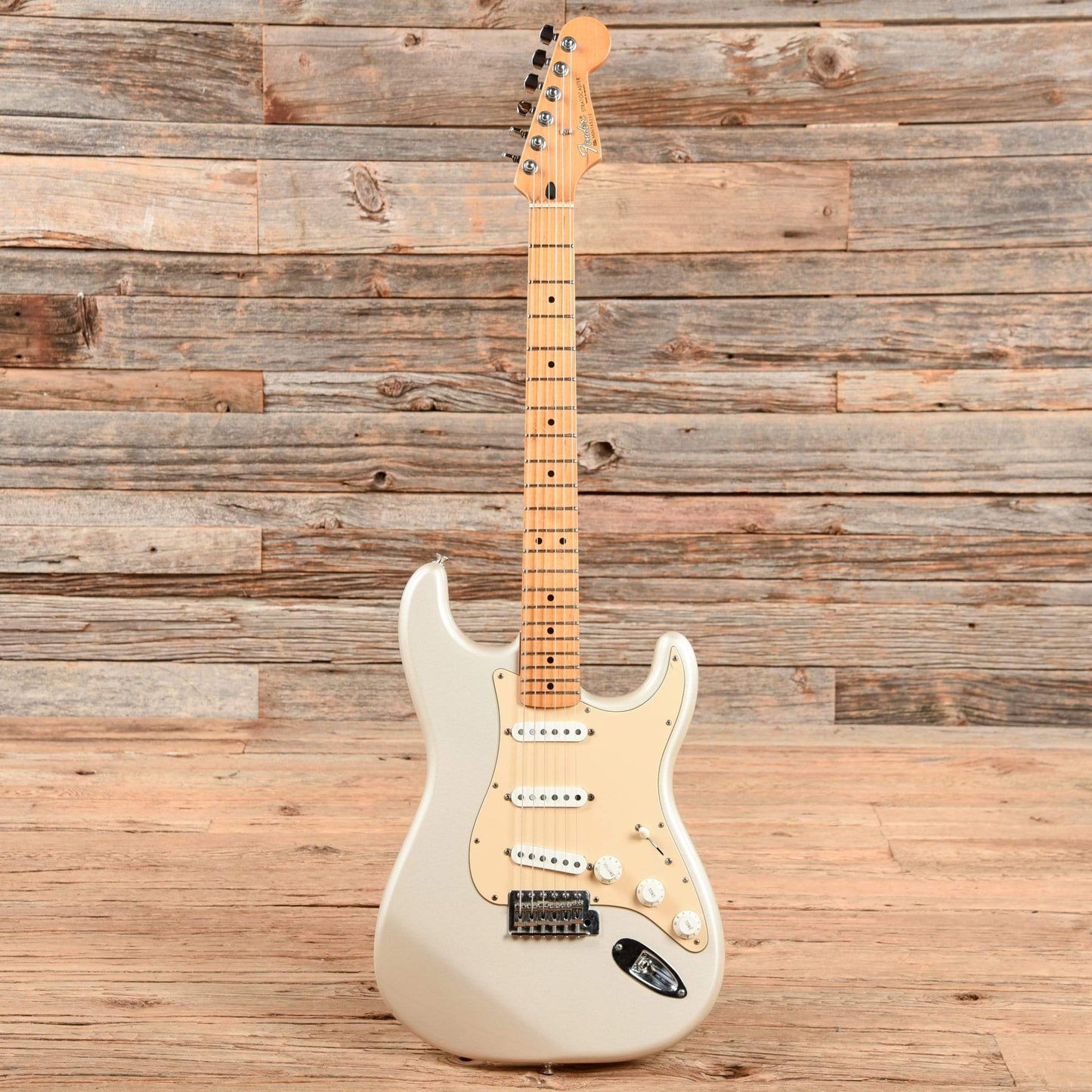 Fender 60th Anniversary Standard Stratocaster Blizzard Pearl 2006 Electric Guitars / Solid Body