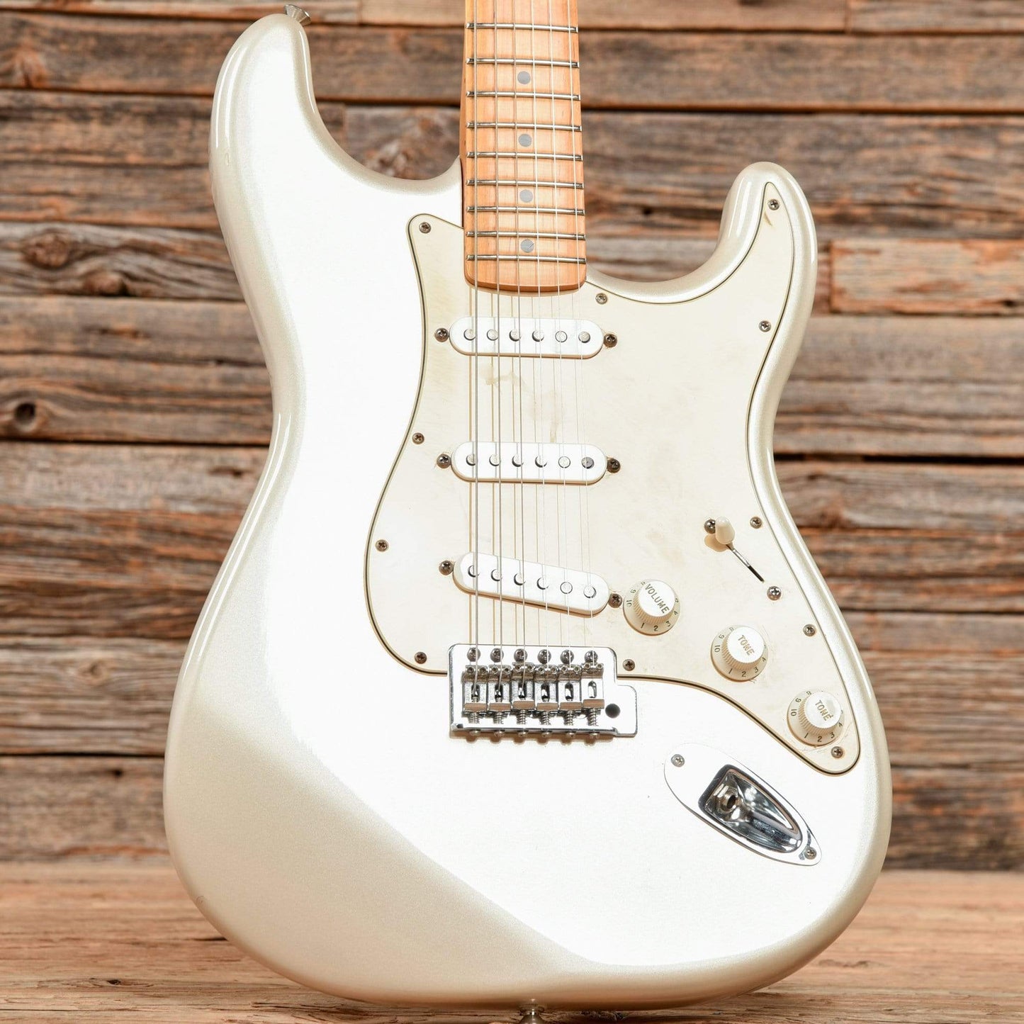 Fender 60th Anniversary Standard Stratocaster Blizzard Pearl 2006 Electric Guitars / Solid Body