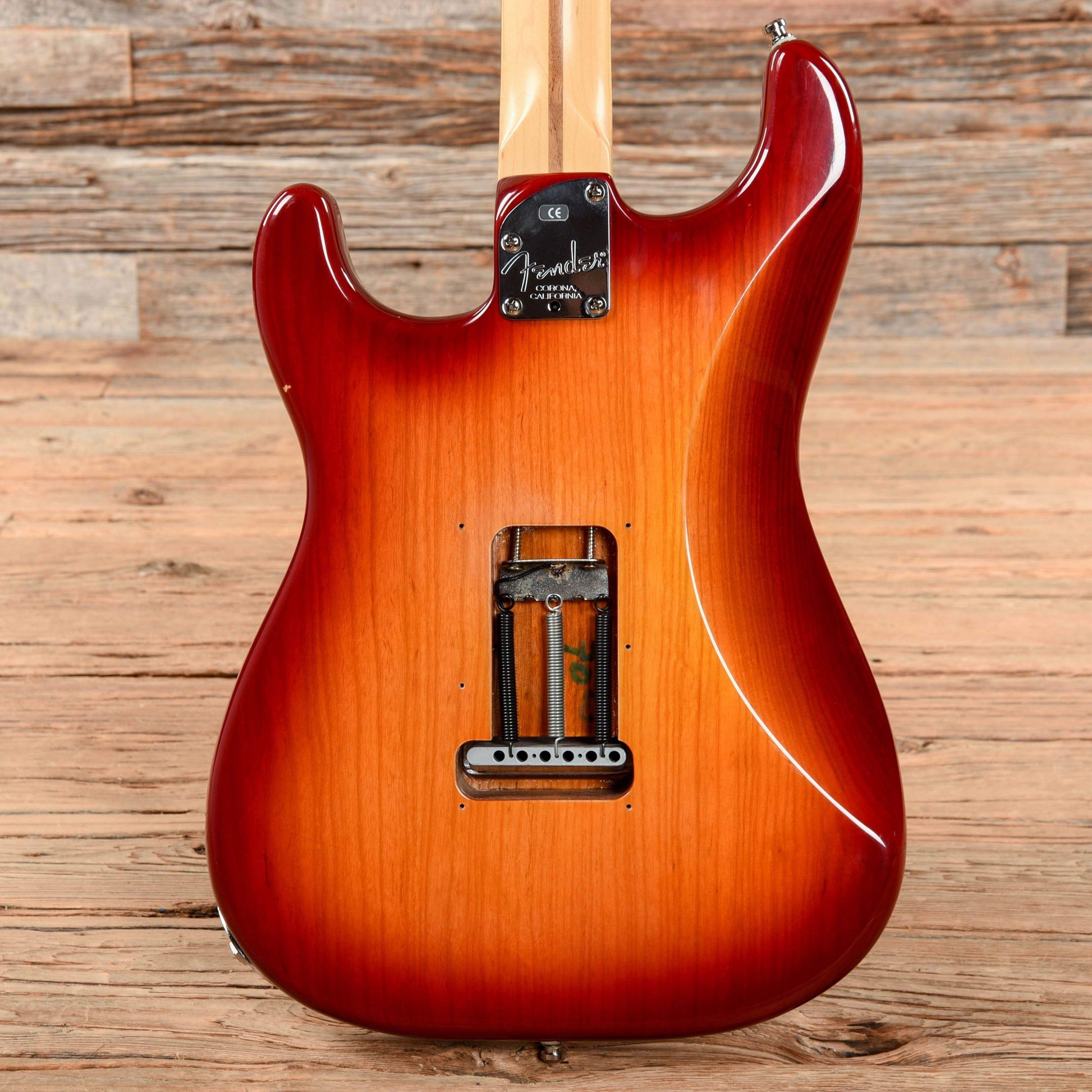 Fender American Deluxe Stratocaster Aged Cherry Burst 2004 Electric Guitars / Solid Body