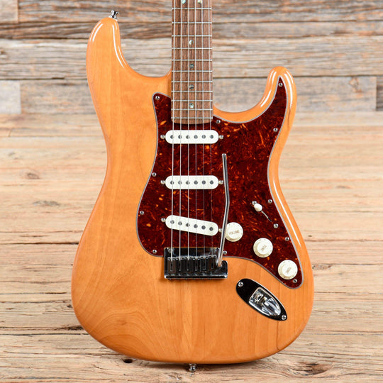 Fender American Deluxe Stratocaster Amber 2007 Electric Guitars / Solid Body