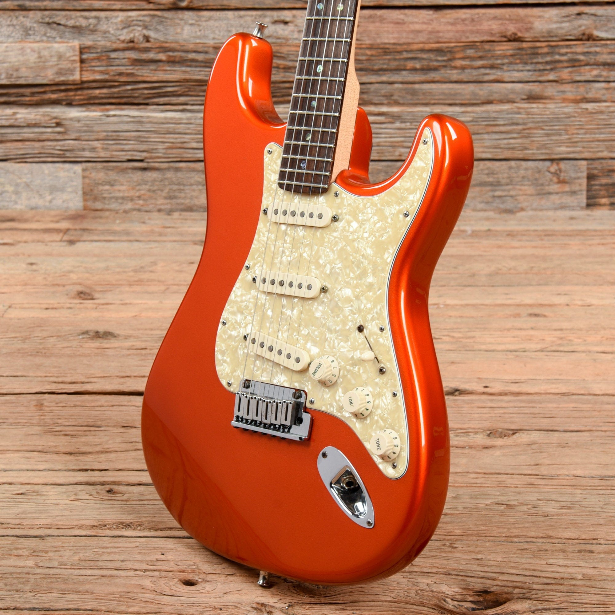 Fender American Deluxe Stratocaster Autumn Blaze Metallic 2004 Electric Guitars / Solid Body