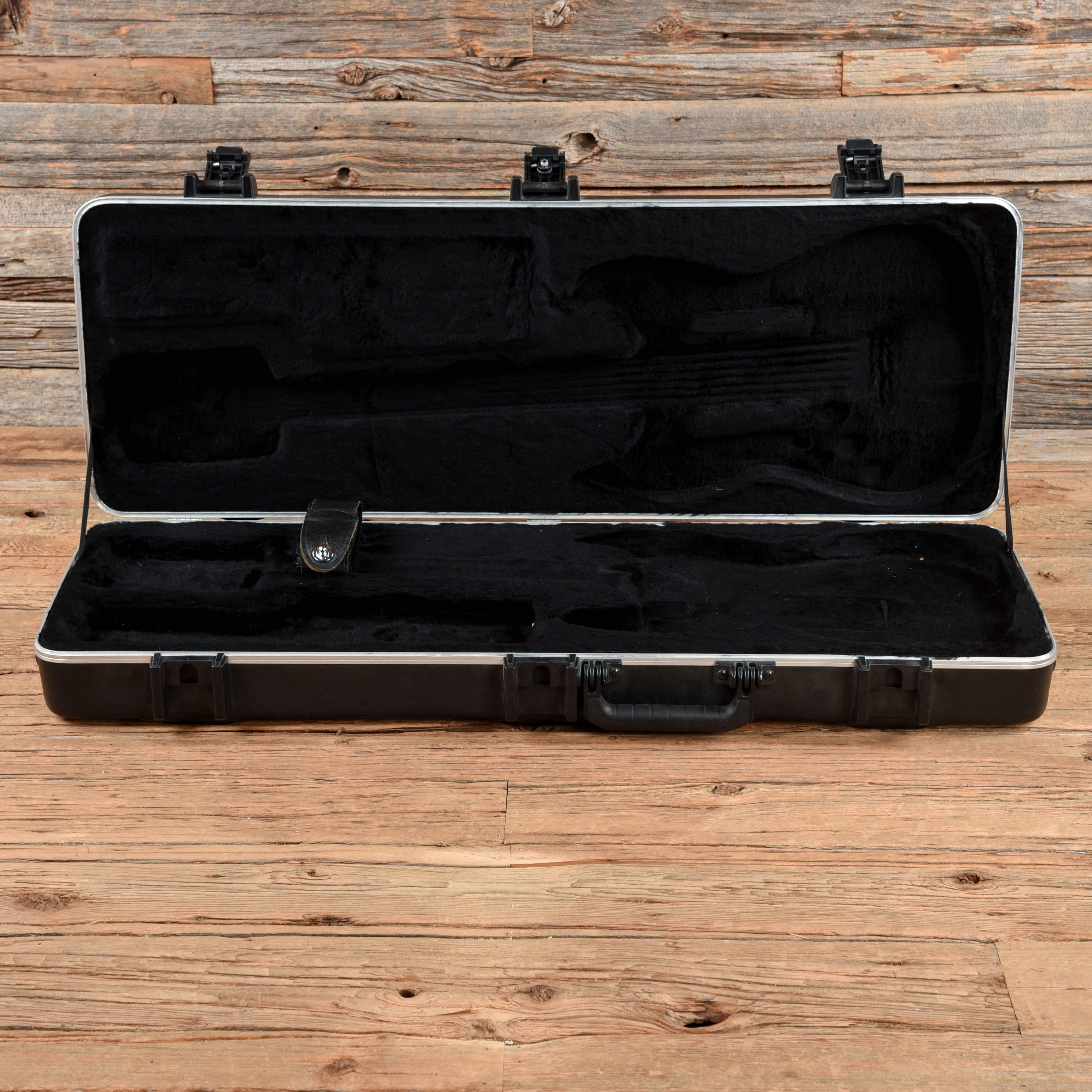 Fender American Deluxe Stratocaster Candy Apple Red 2012 Electric Guitars / Solid Body