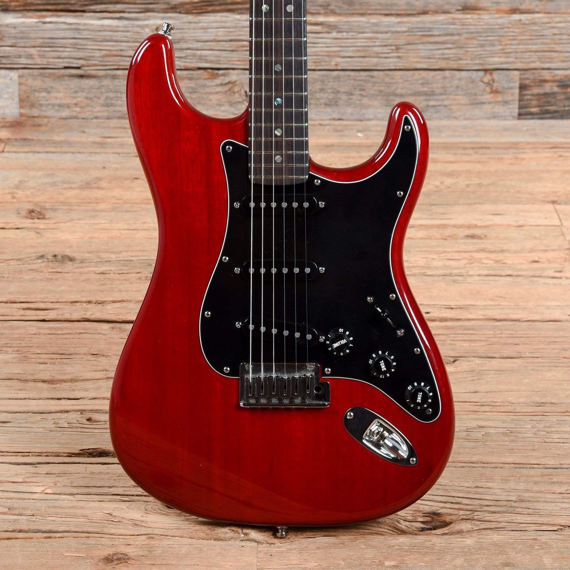 Fender American Deluxe Stratocaster Crimson Red 2004 Electric Guitars / Solid Body