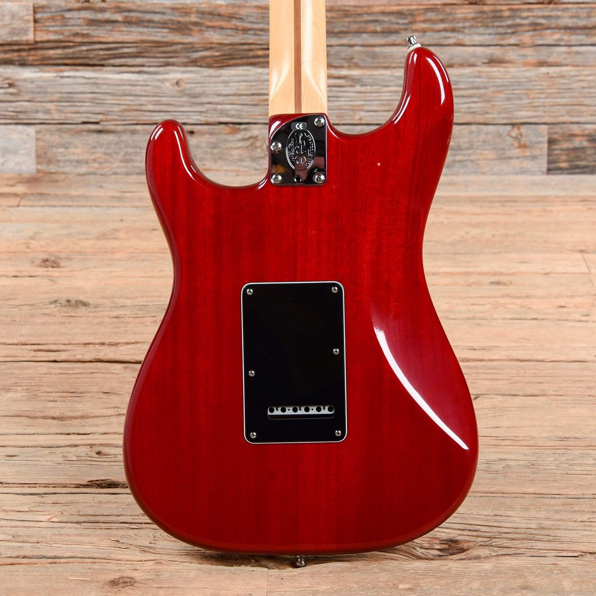 Fender American Deluxe Stratocaster Crimson Red 2004 Electric Guitars / Solid Body