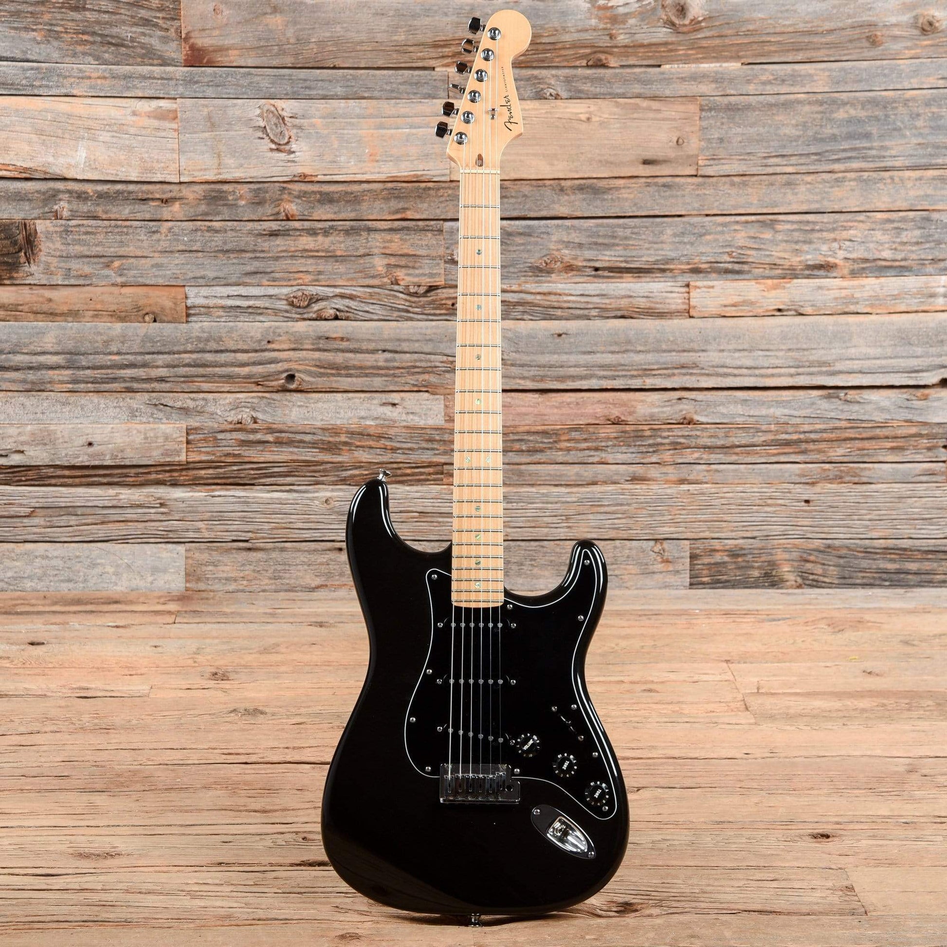 Fender American Deluxe Stratocaster Montego Black 2006 Electric Guitars / Solid Body