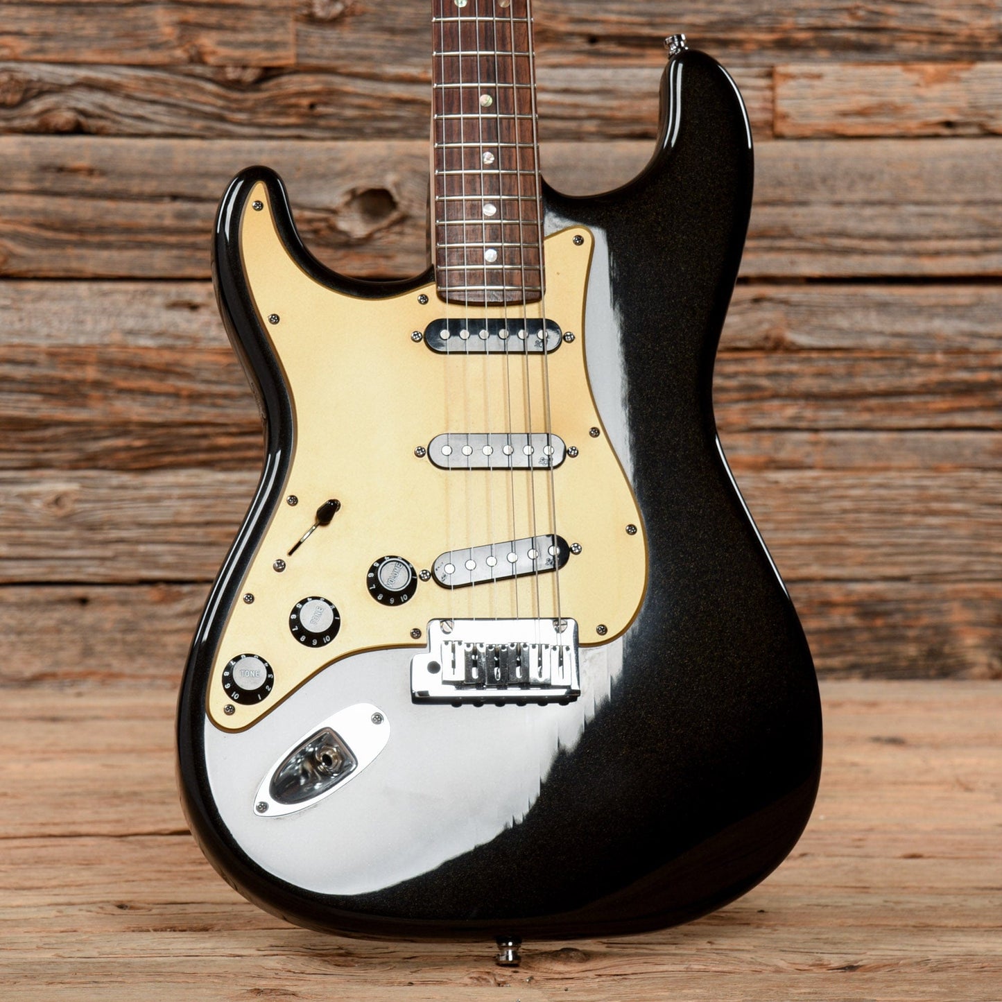 Fender American Deluxe Stratocaster Montego Black 2007 LEFTY Electric Guitars / Solid Body