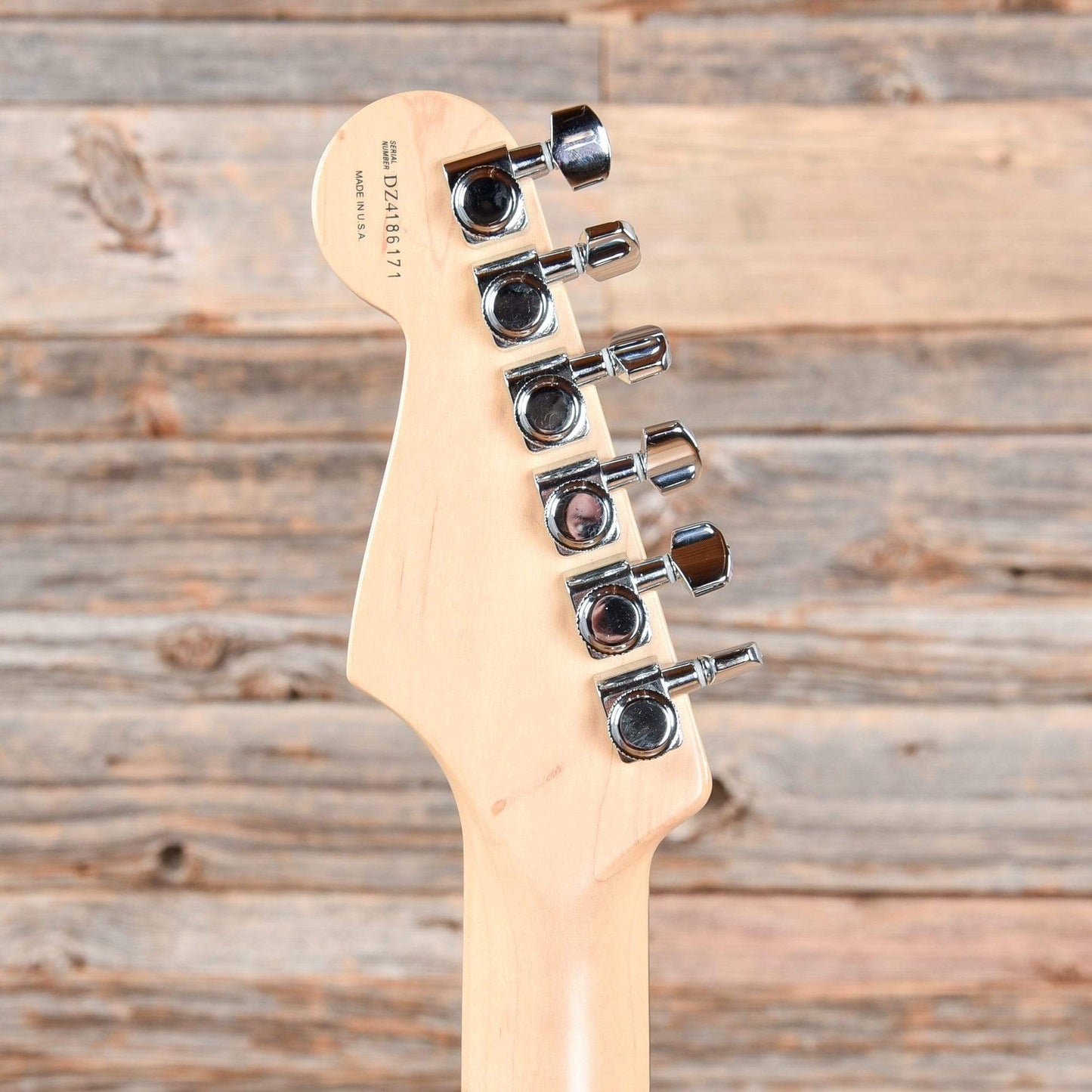 Fender American Deluxe Stratocaster Sunburst 2004 Electric Guitars / Solid Body