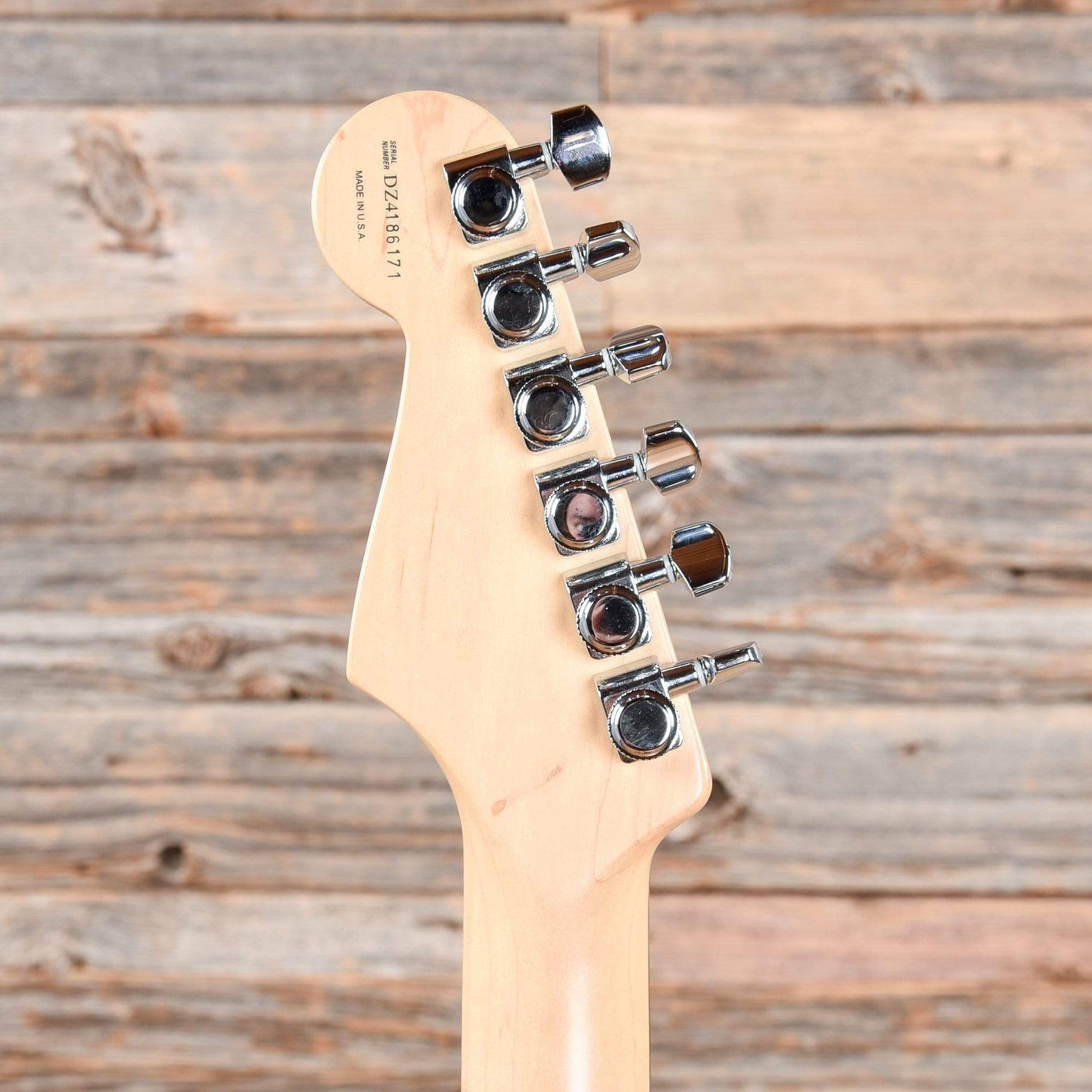 Fender American Deluxe Stratocaster Sunburst 2004 Electric Guitars / Solid Body