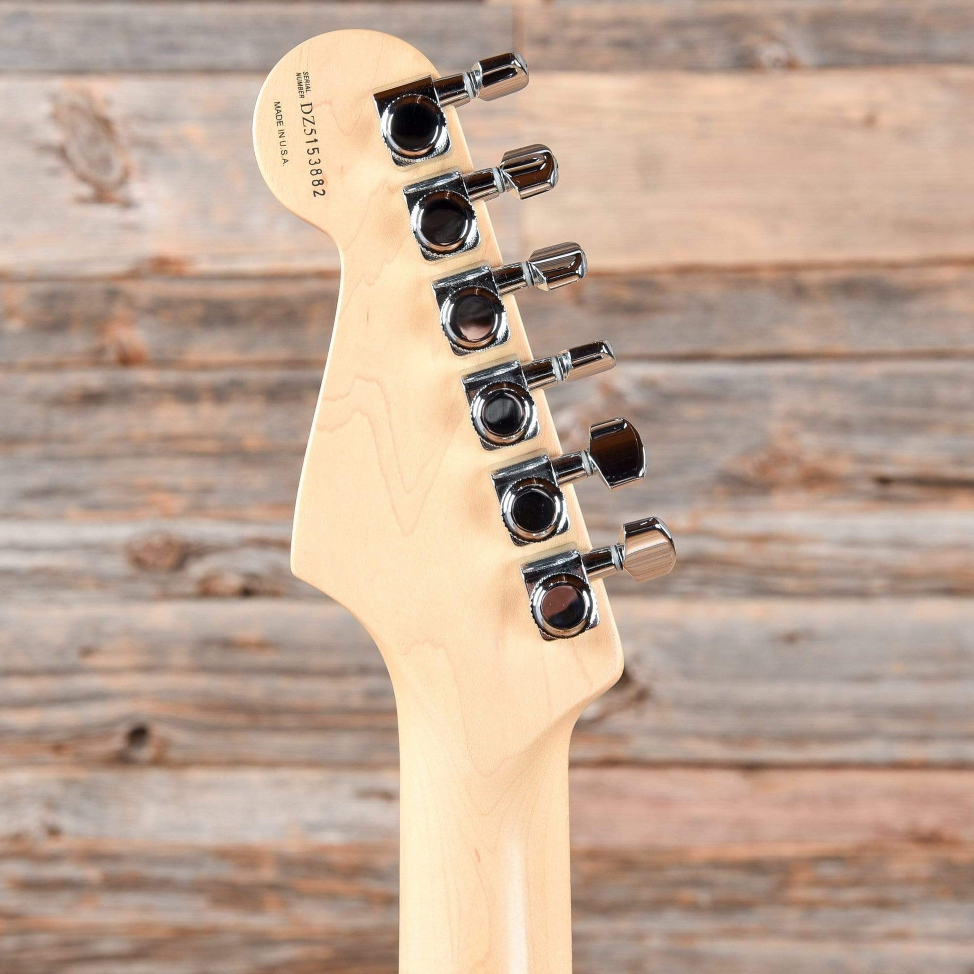 Fender American Deluxe Stratocaster Sunburst 2005 Electric Guitars / Solid Body