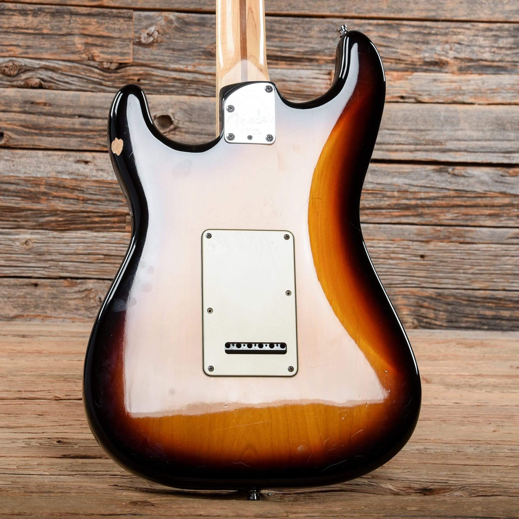 Fender American Deluxe Stratocaster Sunburst 2005 Electric Guitars / Solid Body