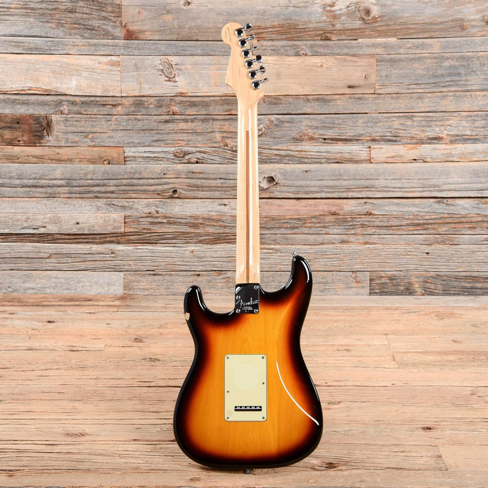 Fender American Deluxe Stratocaster Sunburst 2005 Electric Guitars / Solid Body